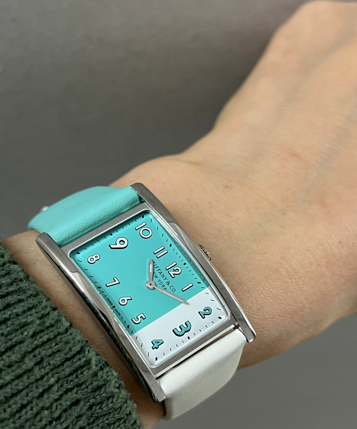 티파니앤코(TIFFANY&CO) [Neo Vintage] 티파니 이스트웨스트 (2018)