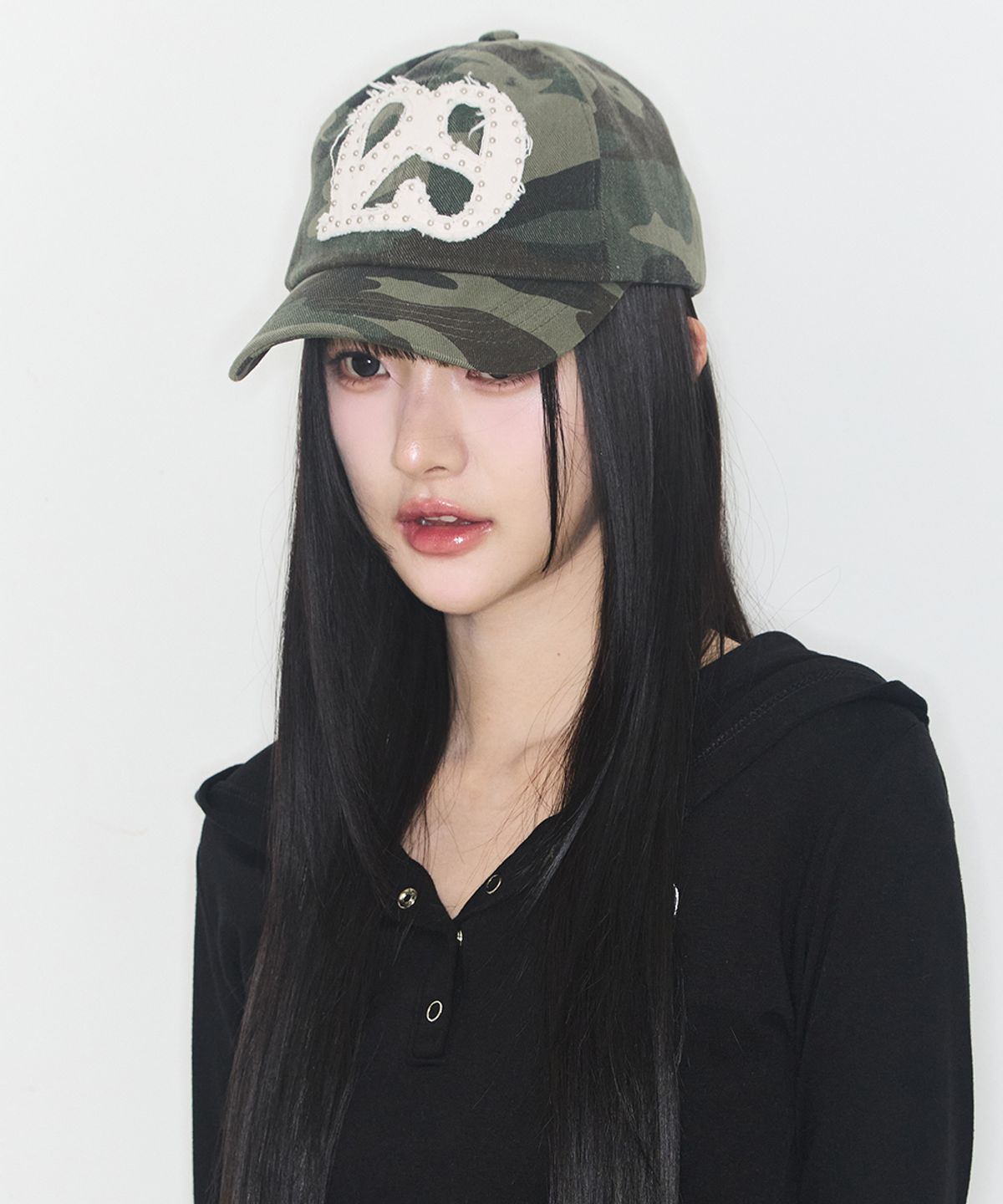 일리고(ILLIGO) 129 아플리케 스터드 볼 캡 카모