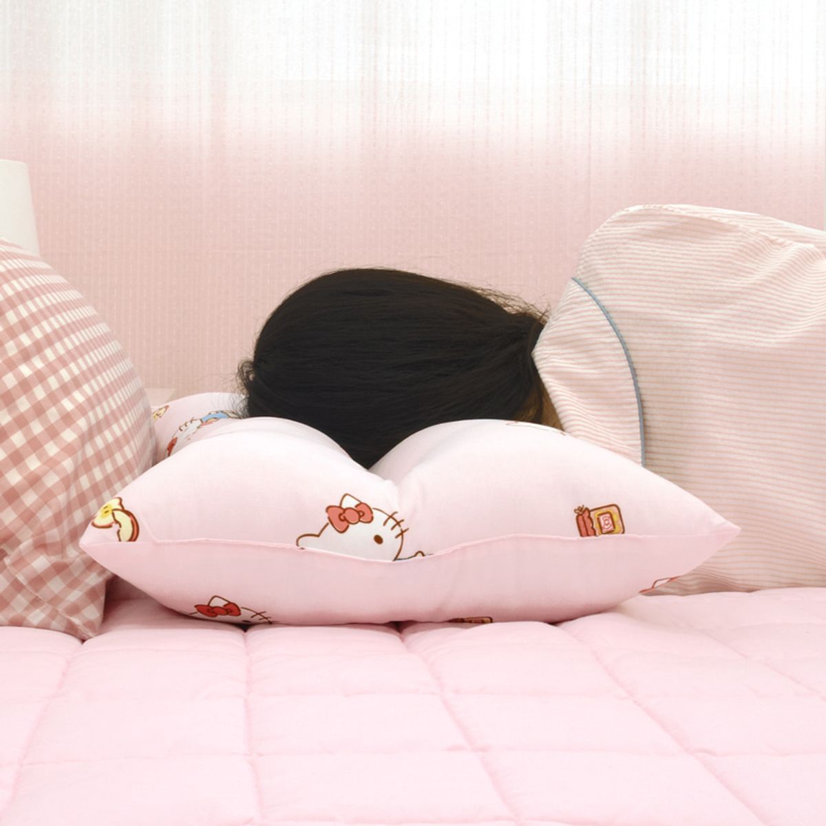 나라홈데코(NARAHOMEDECO) 산리오 한교동 워싱경추베개 트래블