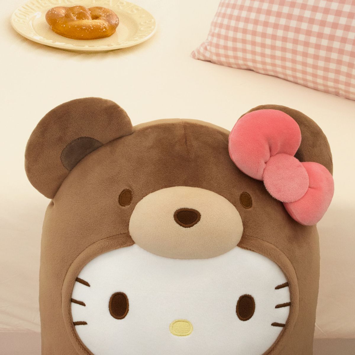 나라홈데코(NARAHOMEDECO) 산리오 헬로키티 통통바디필로우 테디베어