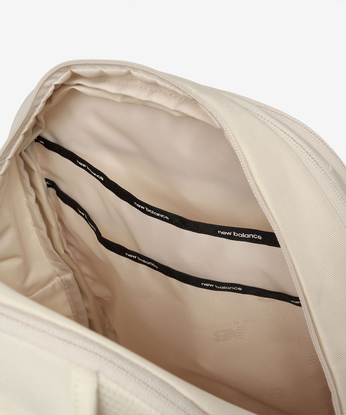뉴발란스(NEW BALANCE) NBGCGSS102 / FLYINGFOAM 3D BACKPACK V2 (CREAM)