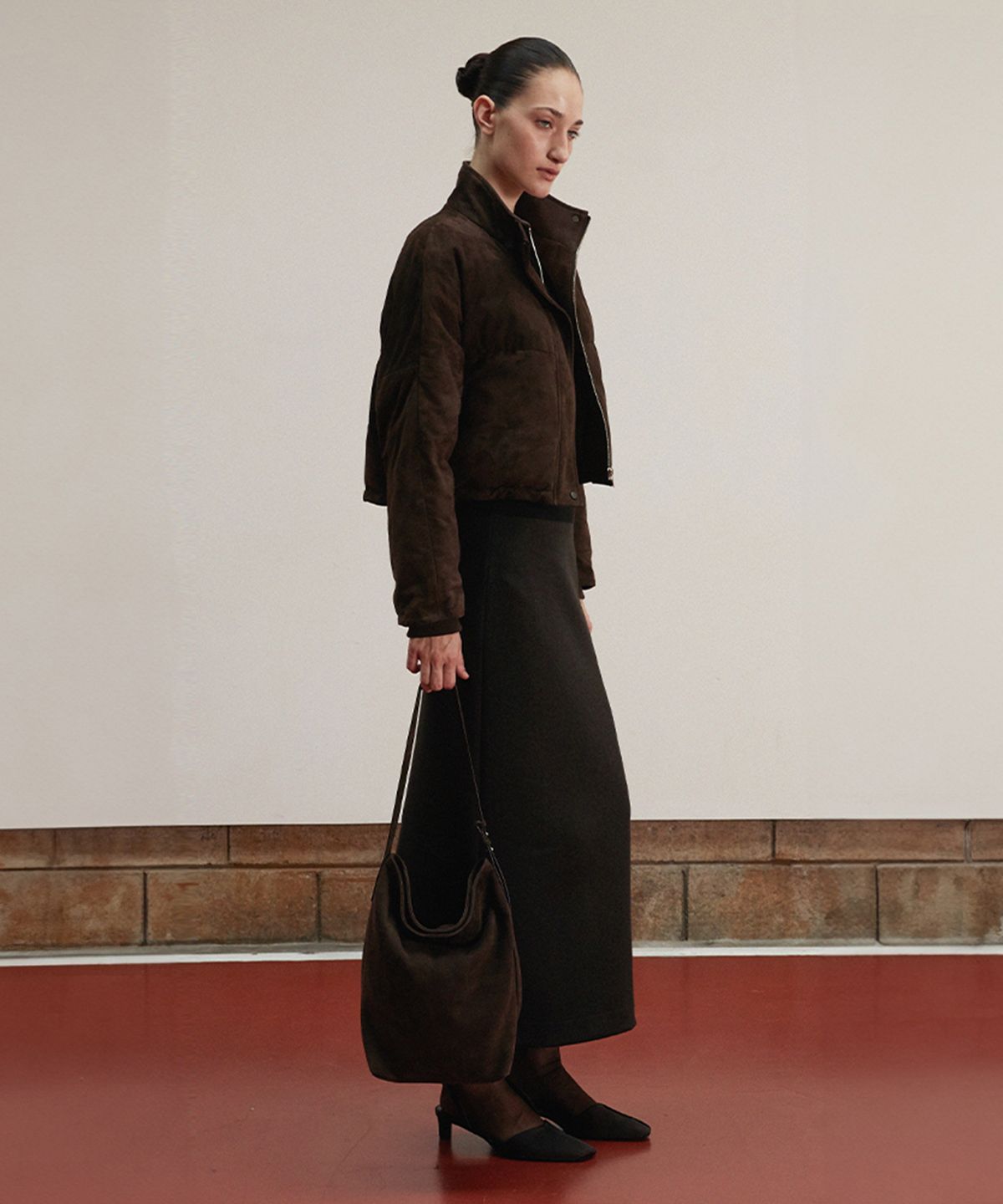 베르데마르(VERDEMAR) Suede Contour Shoulder Bag