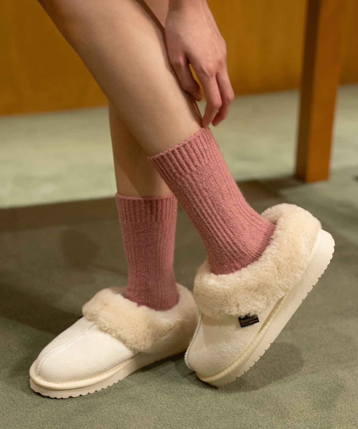 스튜디오 싹스탑(STUDIO SOCKSTOP) 꽈배기 소프트 울크루삭스