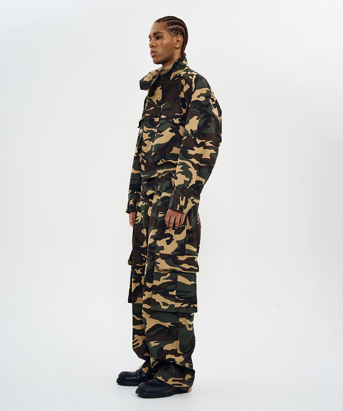 월드딜레마(WORLDDILEMA) SET-UP CROPPED MILITARY JACKET (KHAKI)