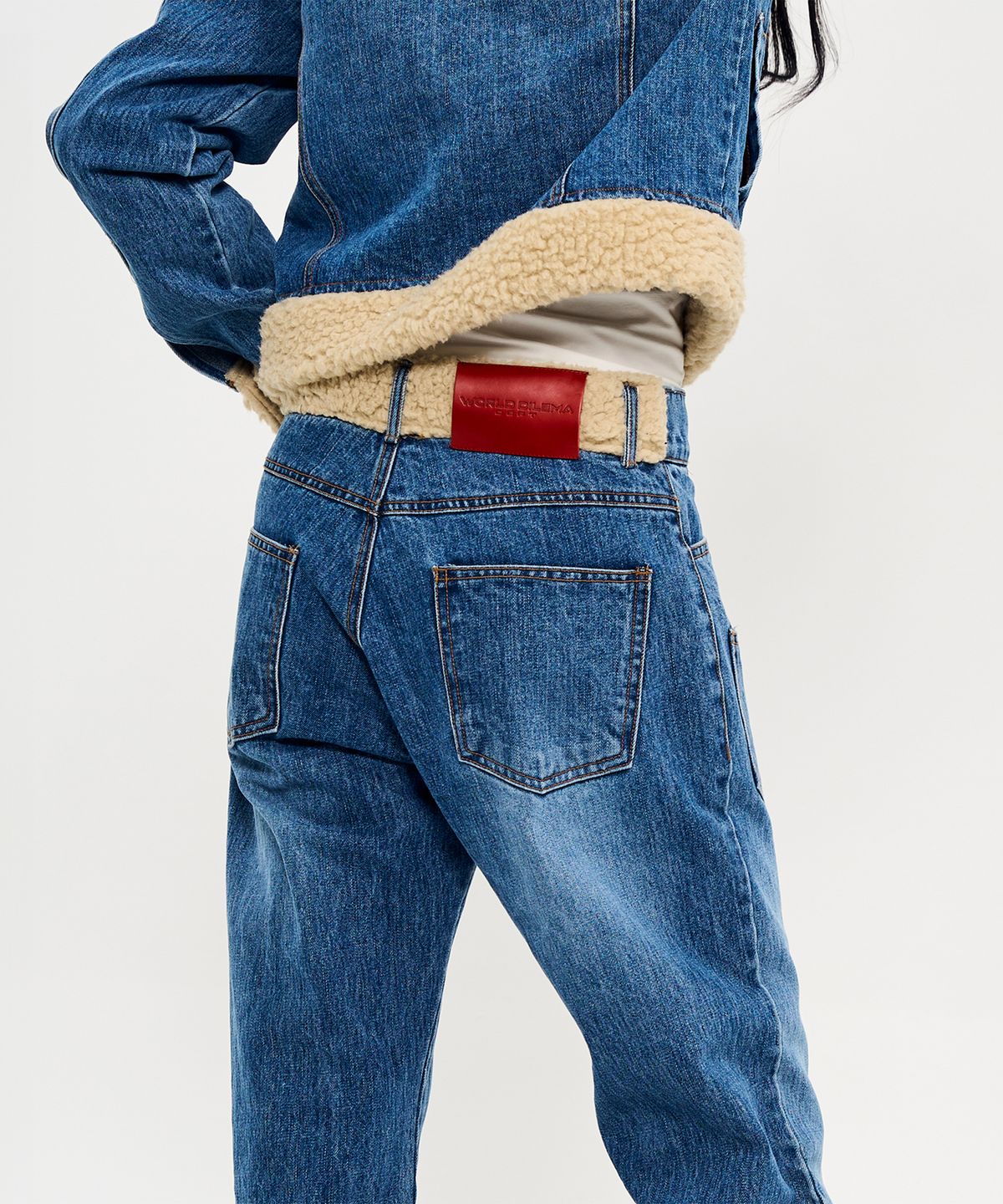 월드딜레마(WORLDDILEMA) SET-UP SHERPA POINT SEMI BOOTS-CUT DENIM PANTS (BLUE)