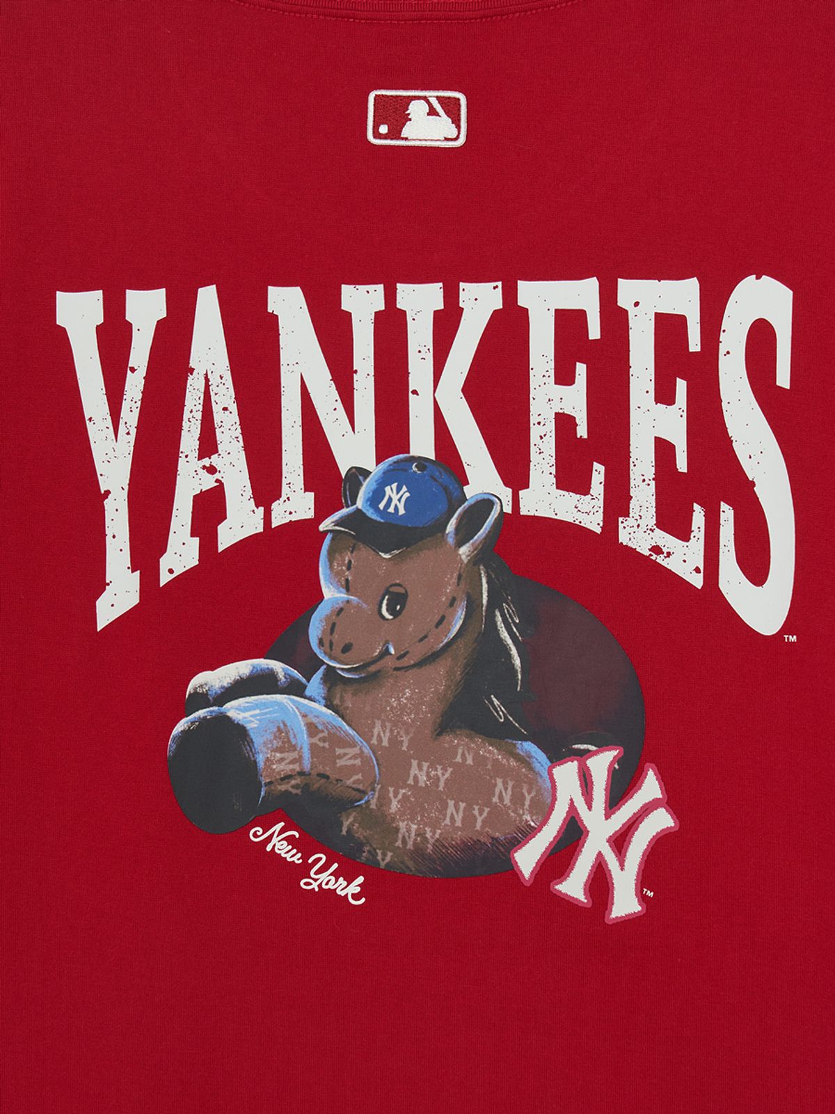 엠엘비(MLB) 뉴이어 홀스 등판 그래픽 반팔 티셔츠 NY (D.Red)