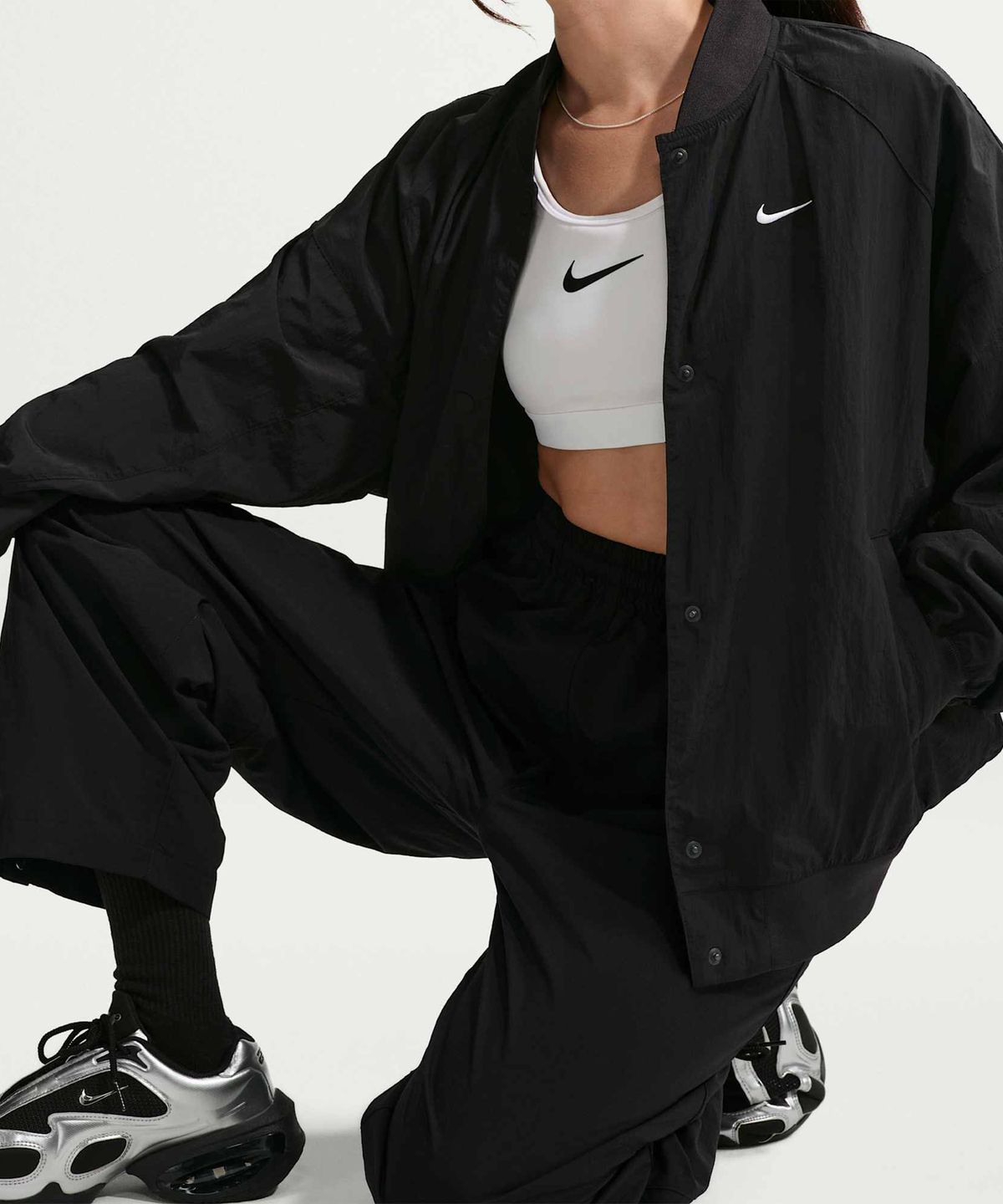 나이키(NIKE) 스포츠웨어 오버사이즈 바시티 재킷 W - 블랙:화이트 / IF0333-010