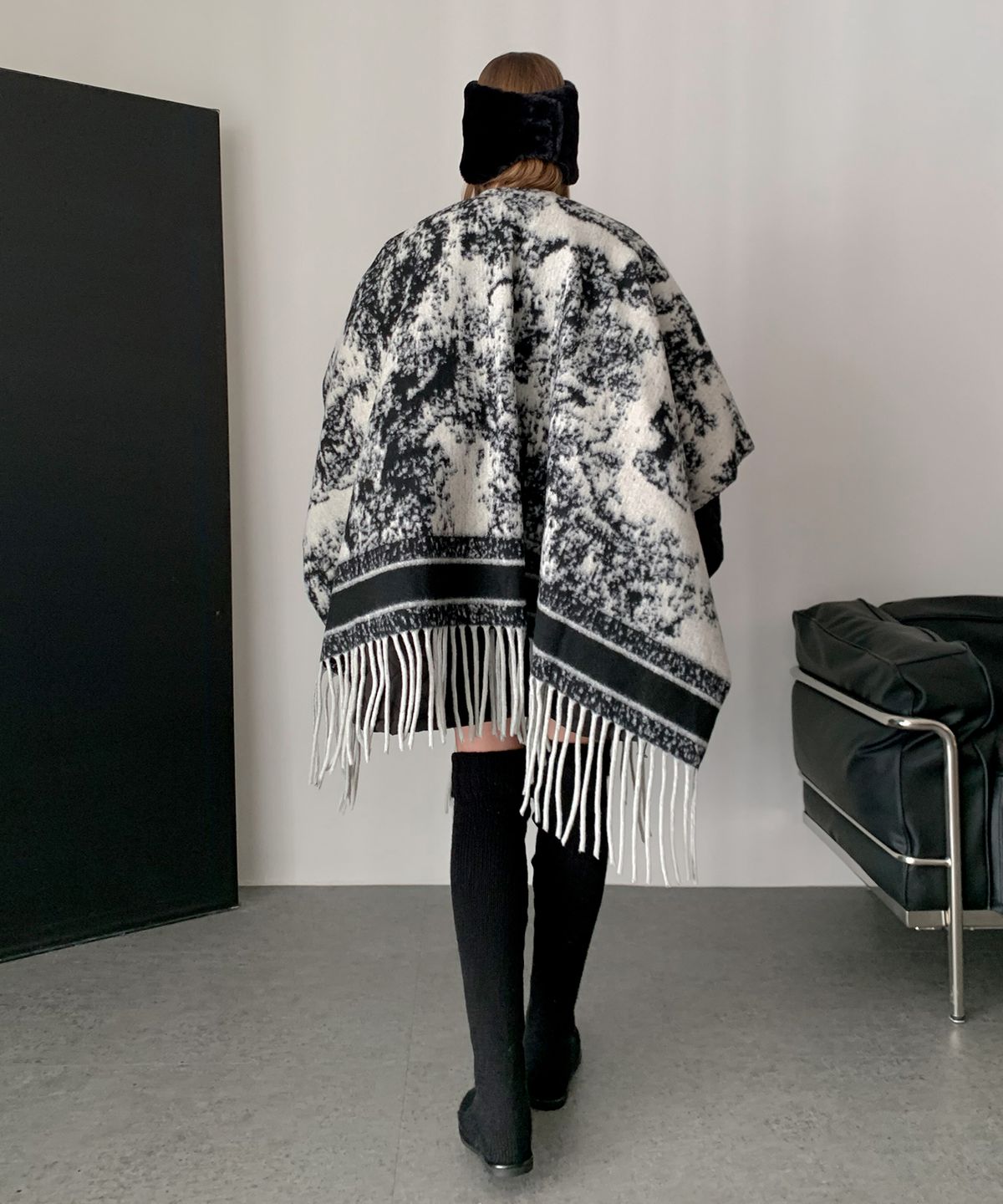 바스카라(VASCARA) Haze Fringe Shawl (3colors)