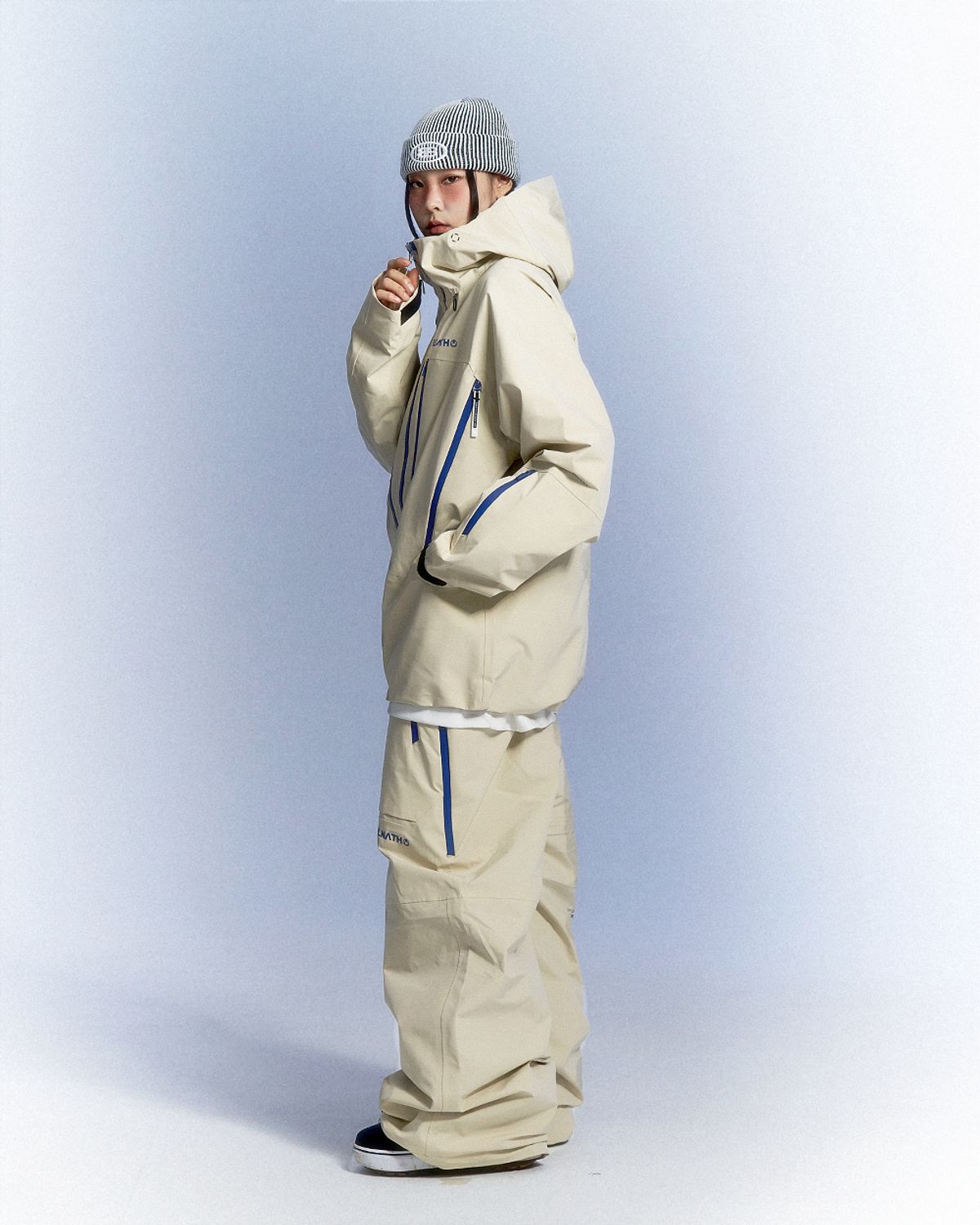 엘나스(ELNATH) JETT JACKET CREAM