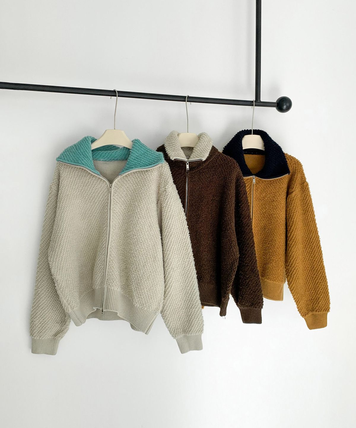 바스카라(VASCARA) Low Collar Two-Way Zip-Up (3Colors)