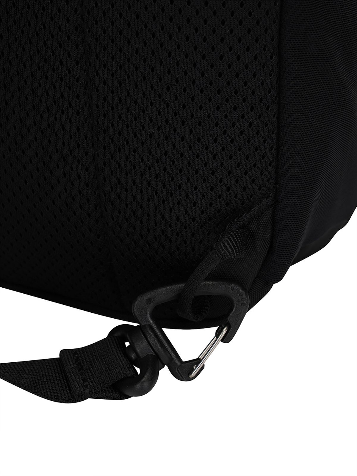 디스커버리 익스페디션(DISCOVERY EXPEDITION) 아웃도어 라지 슬링백 (BLACK)
