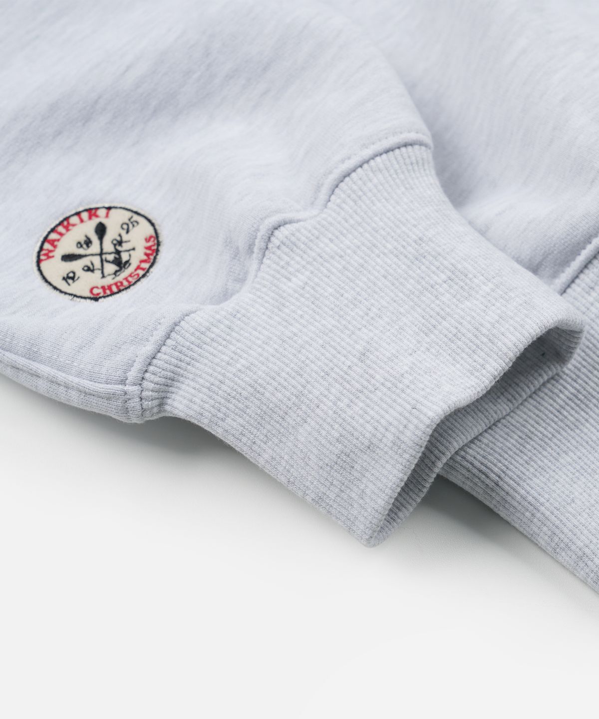 프리즘웍스(FRIZMWORKS) WAIKIKI CHRISTMAS POSTCARD SWEATSHIRT _ WHITE MELANGE