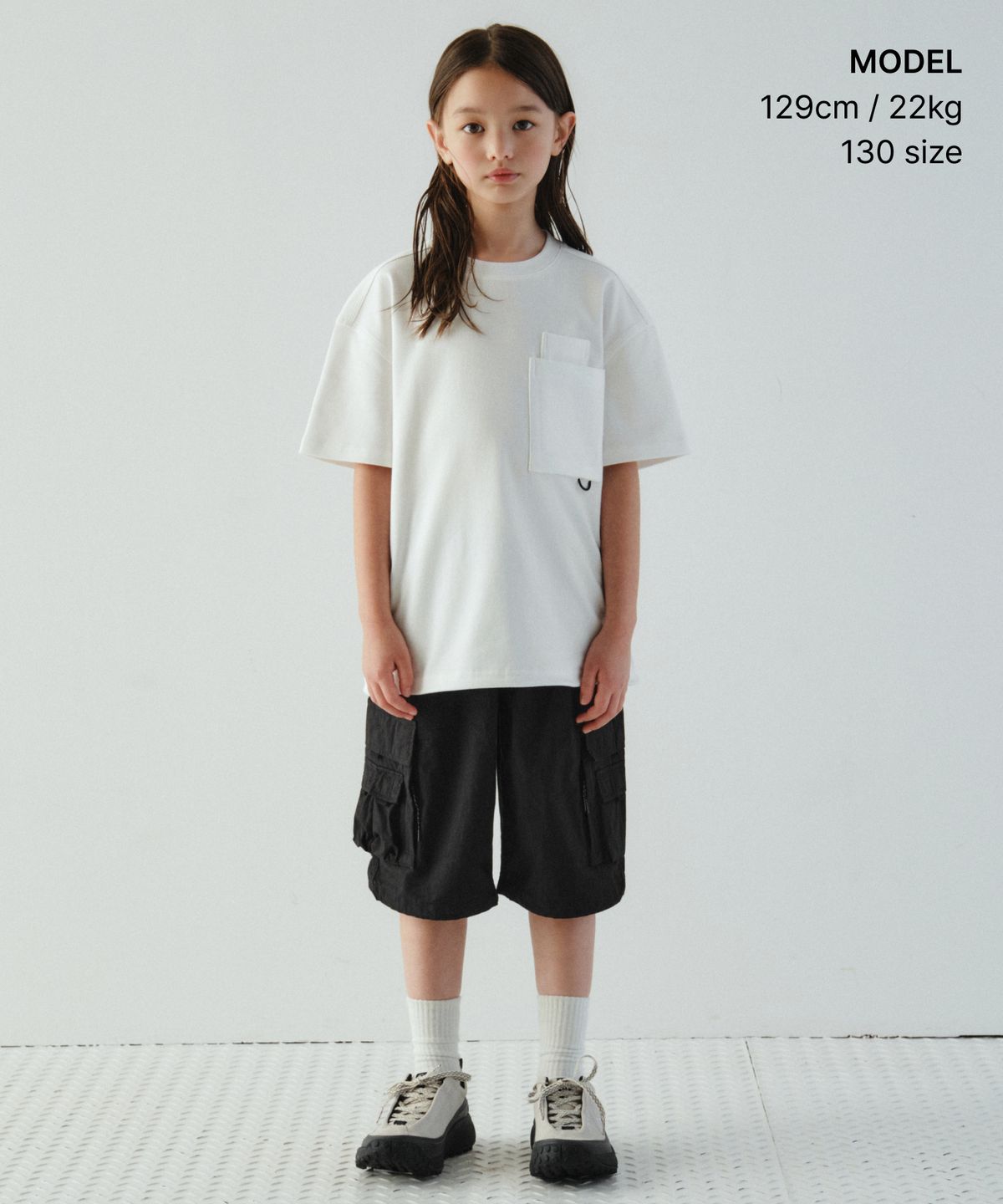 무신사 스탠다드 키즈(MUSINSA STANDARD KIDS) [시티 레저] 오버사이즈 글래시스 포켓 티셔츠 [화이트]