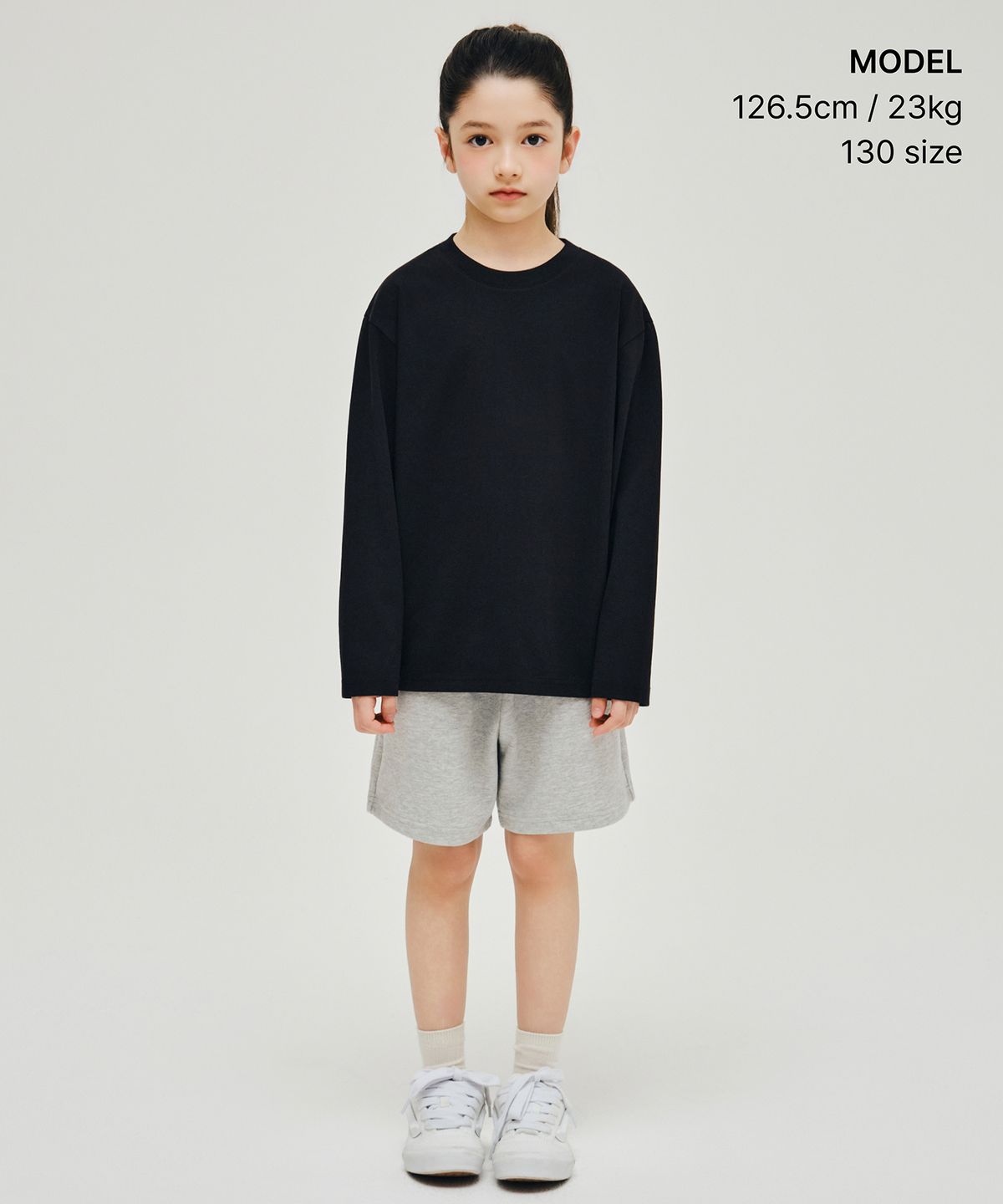 무신사 스탠다드 키즈(MUSINSA STANDARD KIDS) [UV프로텍션] 릴렉스드 크루 넥 긴소매 티셔츠 [블랙]