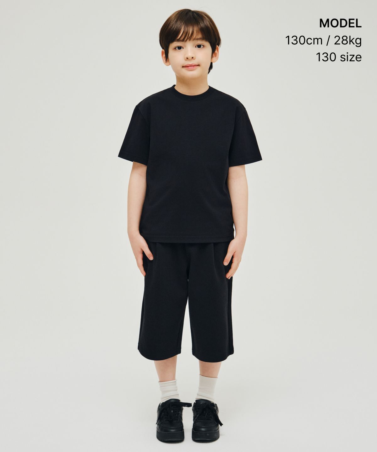 무신사 스탠다드 키즈(MUSINSA STANDARD KIDS) [UV프로텍션] 릴렉스드 크루 넥 티셔츠 [블랙]