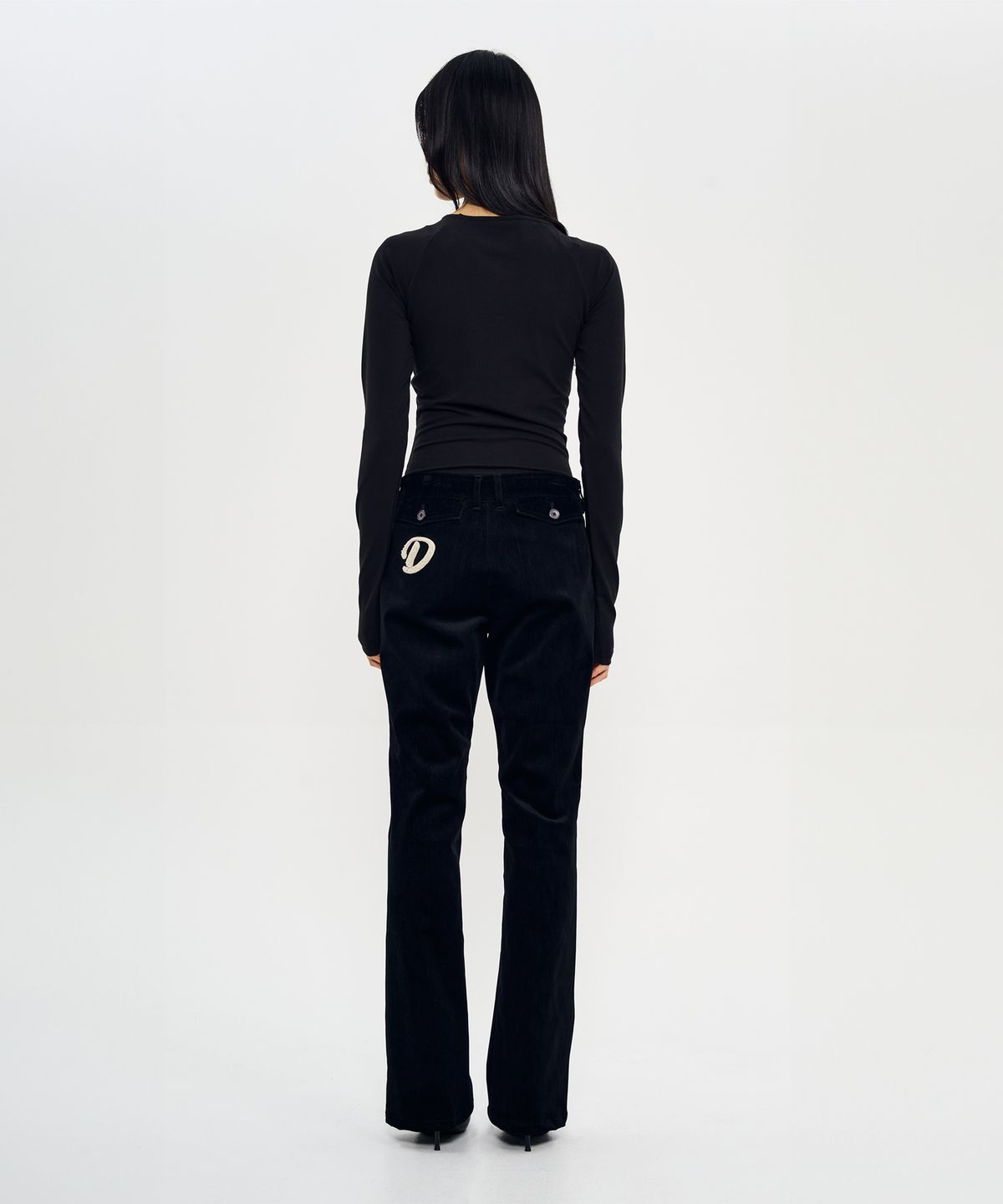 월드딜레마(WORLDDILEMA) SIGN PRINTING STRETCH TIGHT T-SHIRTS (BLACK)
