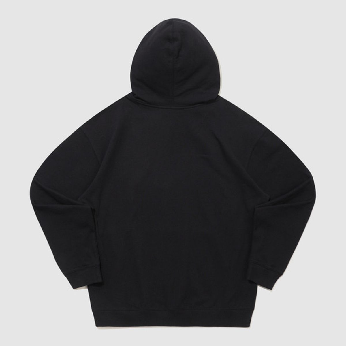 엄브로(UMBRO) 에센셜 스몰로고 후드 티셔츠 블랙 UR123CHD19