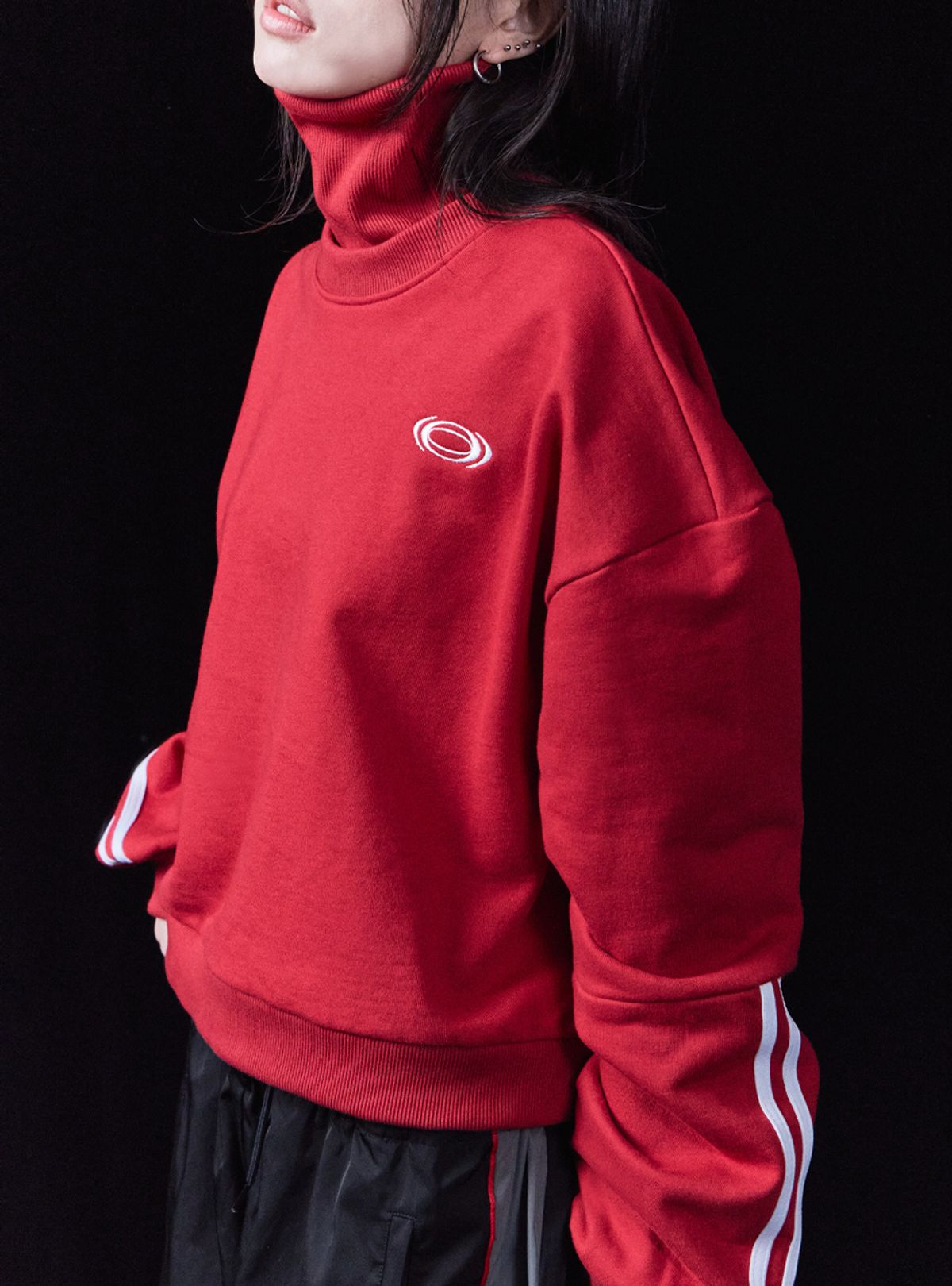 씨비전 바이 씨에스씨(CIVISION BY CSC) ICONIC SWEATSHIRT RED (MENS)