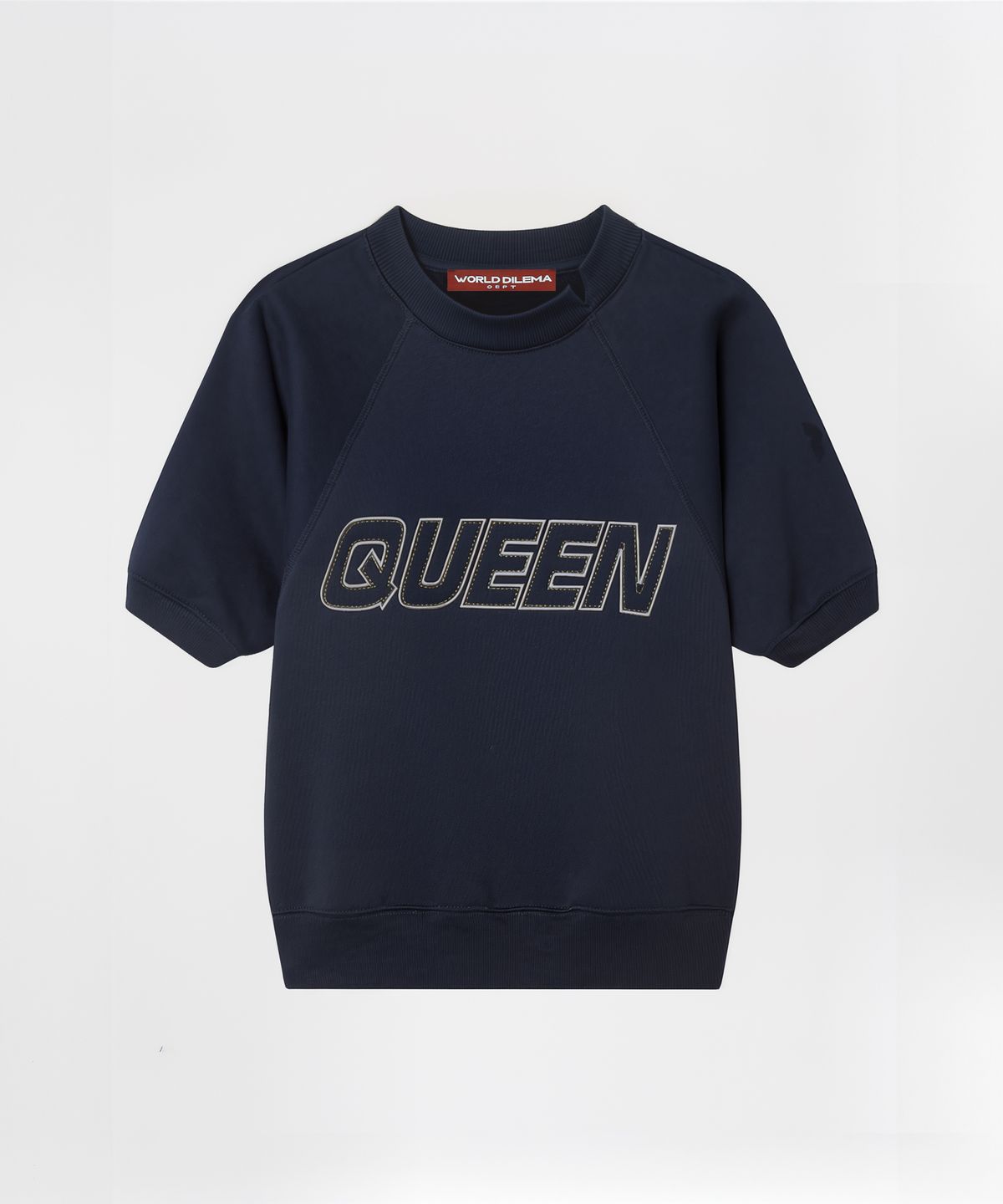 월드딜레마(WORLDDILEMA) QUEEN EMBROIDERY CROP HALF SWEATSHIRT (NAVY)