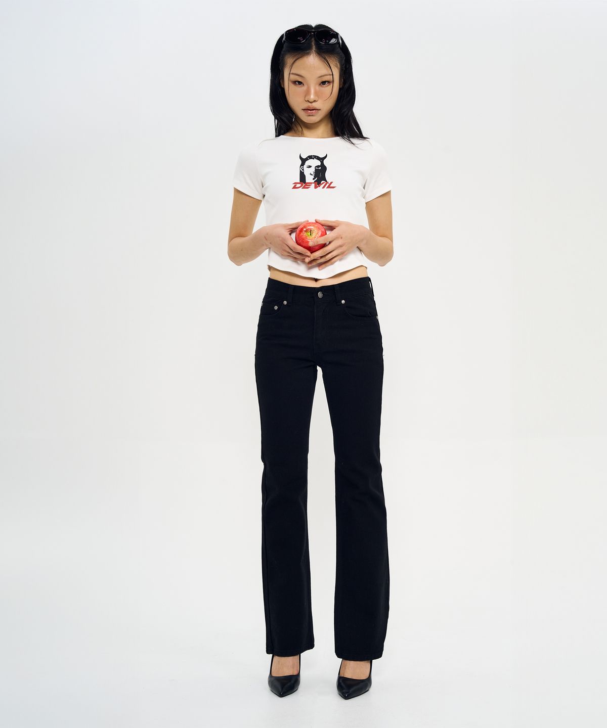 월드딜레마(WORLDDILEMA) DEVIL PRINTING TIGHT HALF T-SHIRTS (WHITE)
