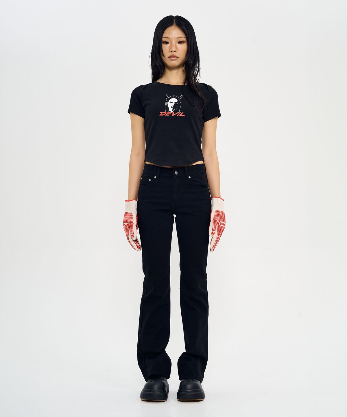 월드딜레마(WORLDDILEMA) DEVIL PRINTING TIGHT HALF T-SHIRTS (BLACK)