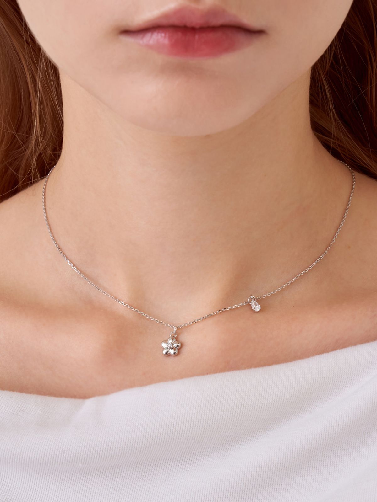 엘르주얼리(ELLEJEWELRY) 심플 플라워 목걸이 ELBRNN244 (14K GOLD PLATED)