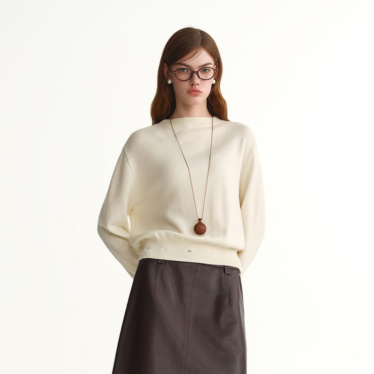 에이앤레이(AEIREI) AR_Frill crew neck sweater_2color