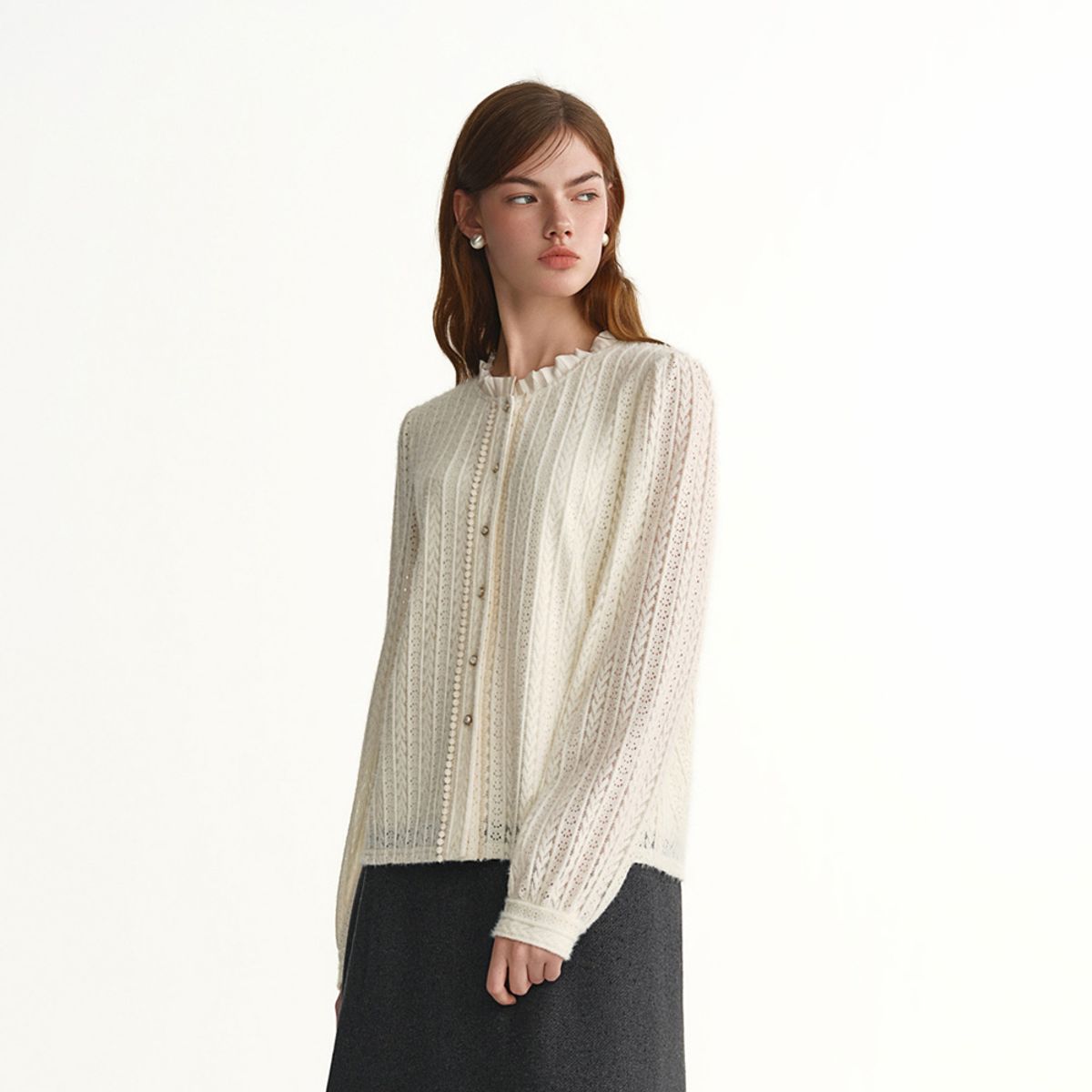 에이앤레이(AEIREI) AR_Elegant crochet blouse
