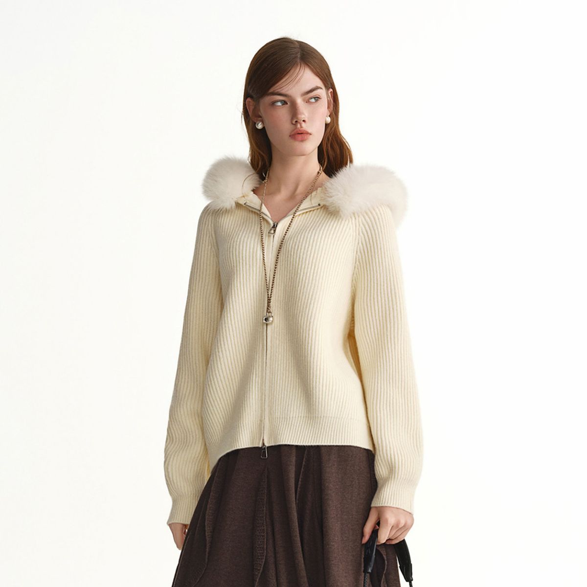 에이앤레이(AEIREI) AR_Fur hooded zip-up_2color