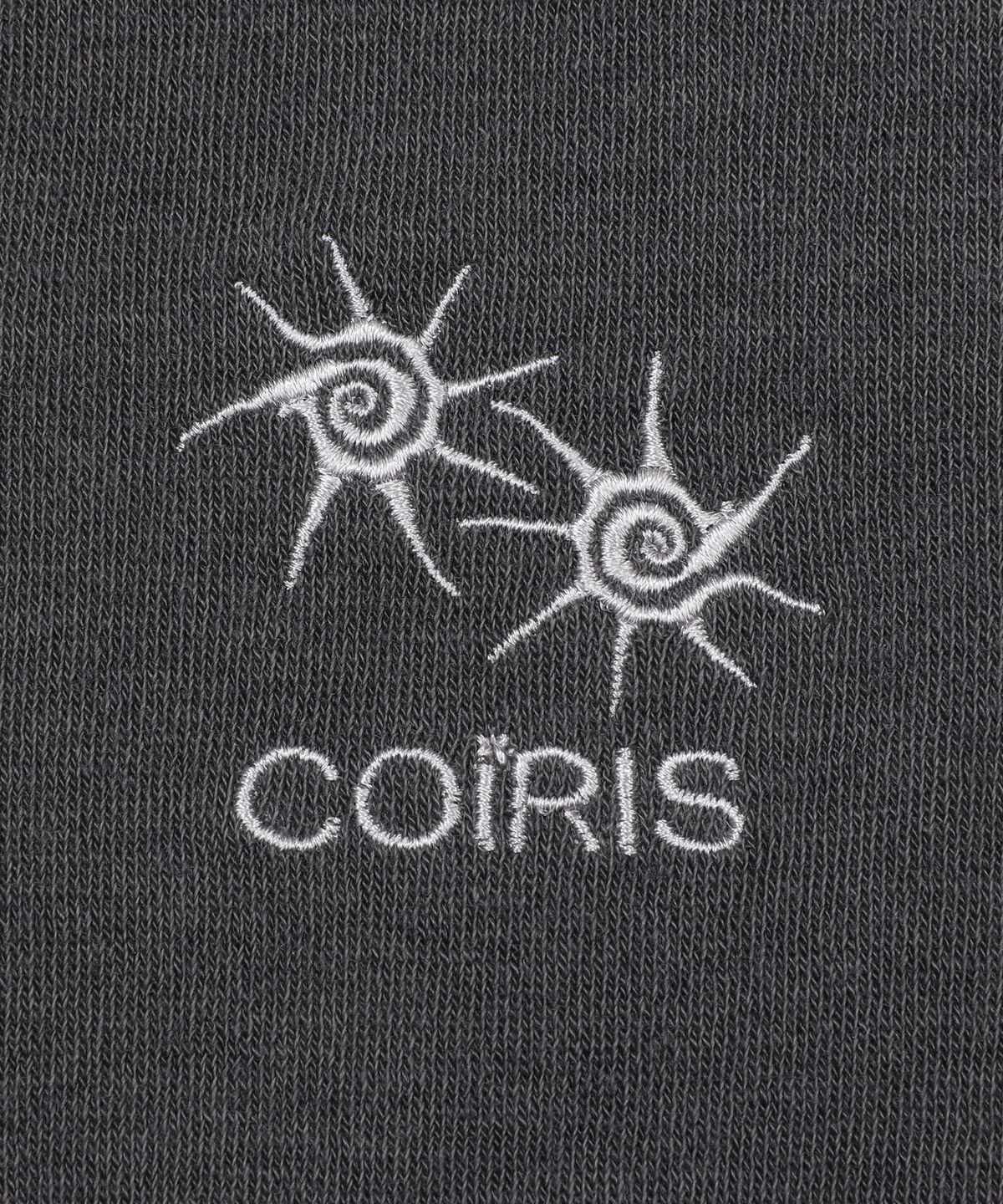 코이리스(COIRIS) 글렌 슬림핏 크롭 후드 집업 (2컬러)
