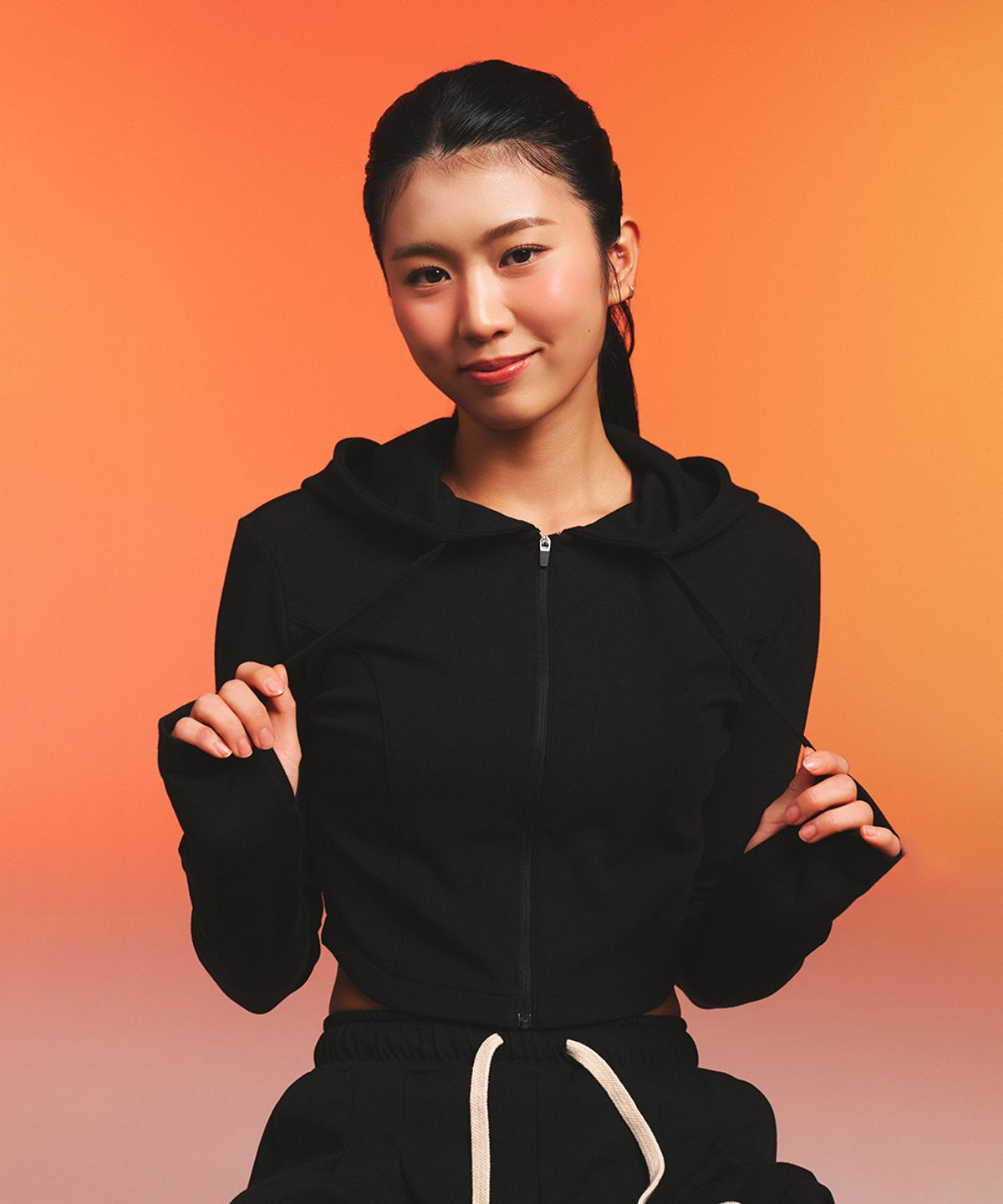 무신사 스탠다드 스포츠(MUSINSA STANDARD SPORTS) 코튼코어 기모 슬림핏 후드집업 우먼 (2color)