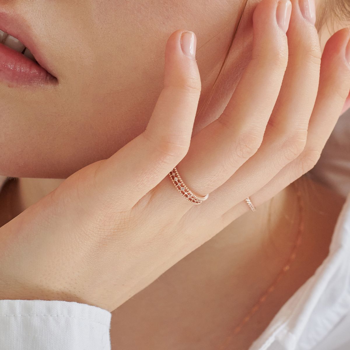 러비앤비(LOVEENB) [14K gold] 빼를리 골드 큐빅 반지