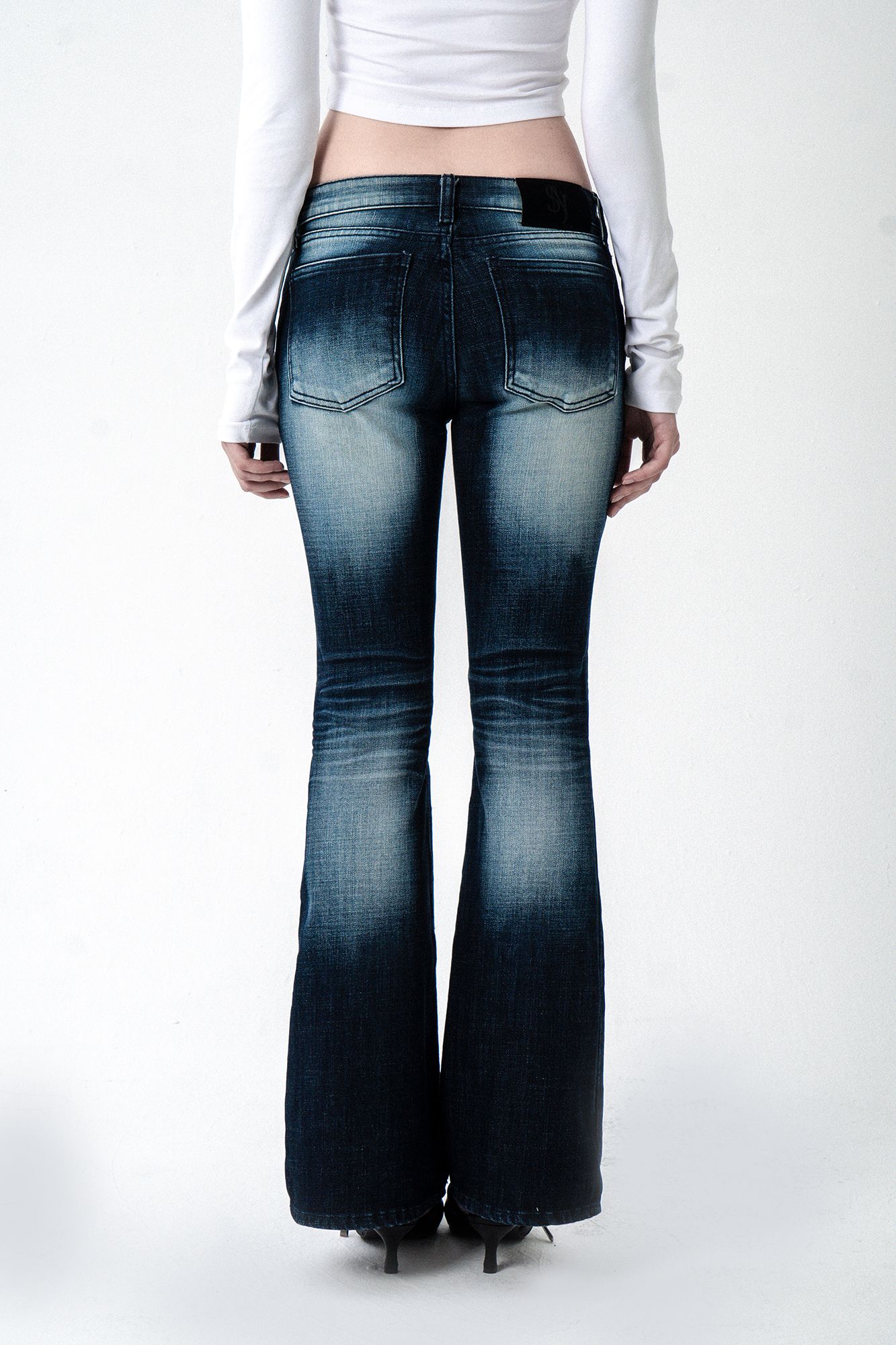 MUSINSA | SYNERJYN NIGHT WASHING DENIM PANTS DEEP BLUE
