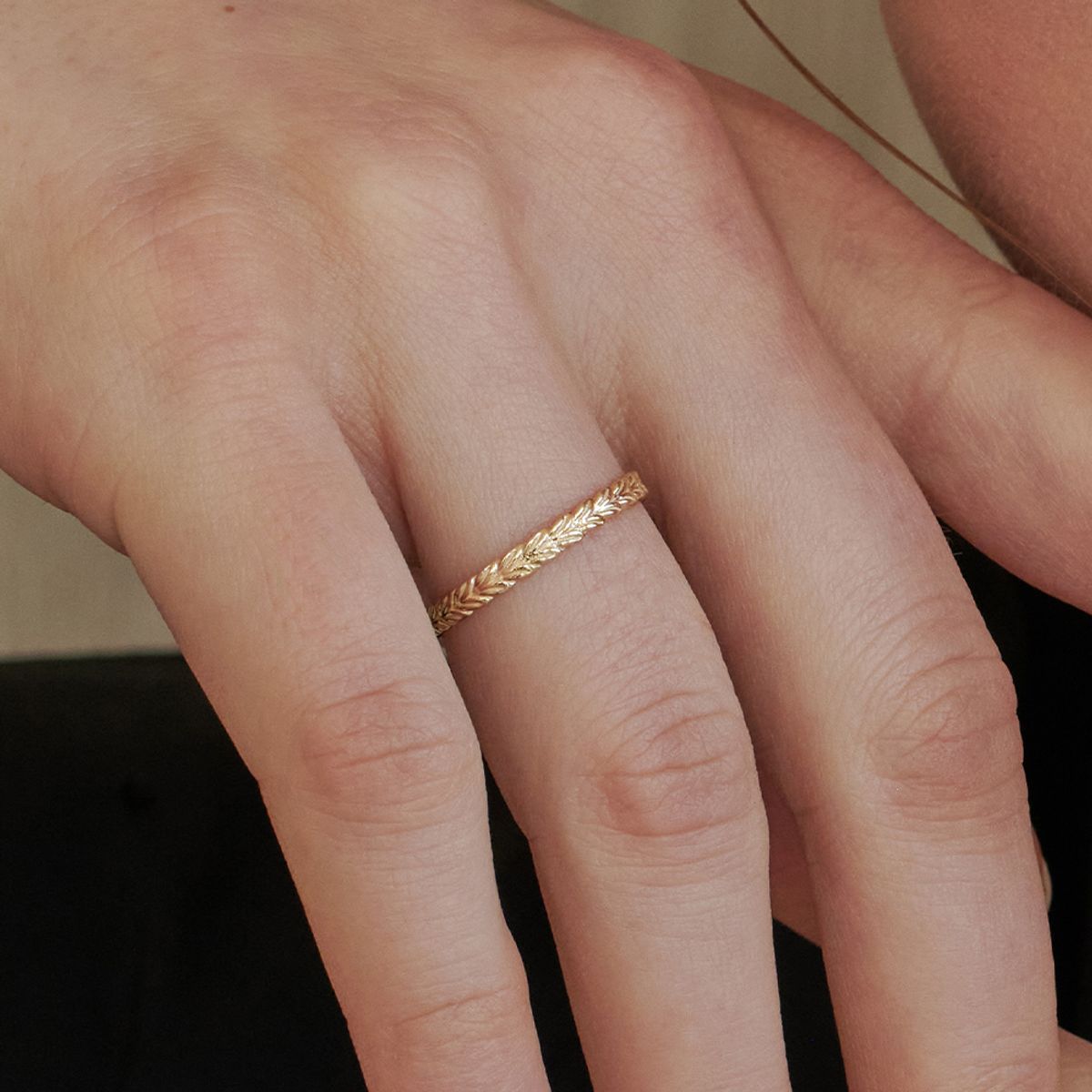 러비앤비(LOVEENB) [14K gold]  앤틱 니케 월계수 반지