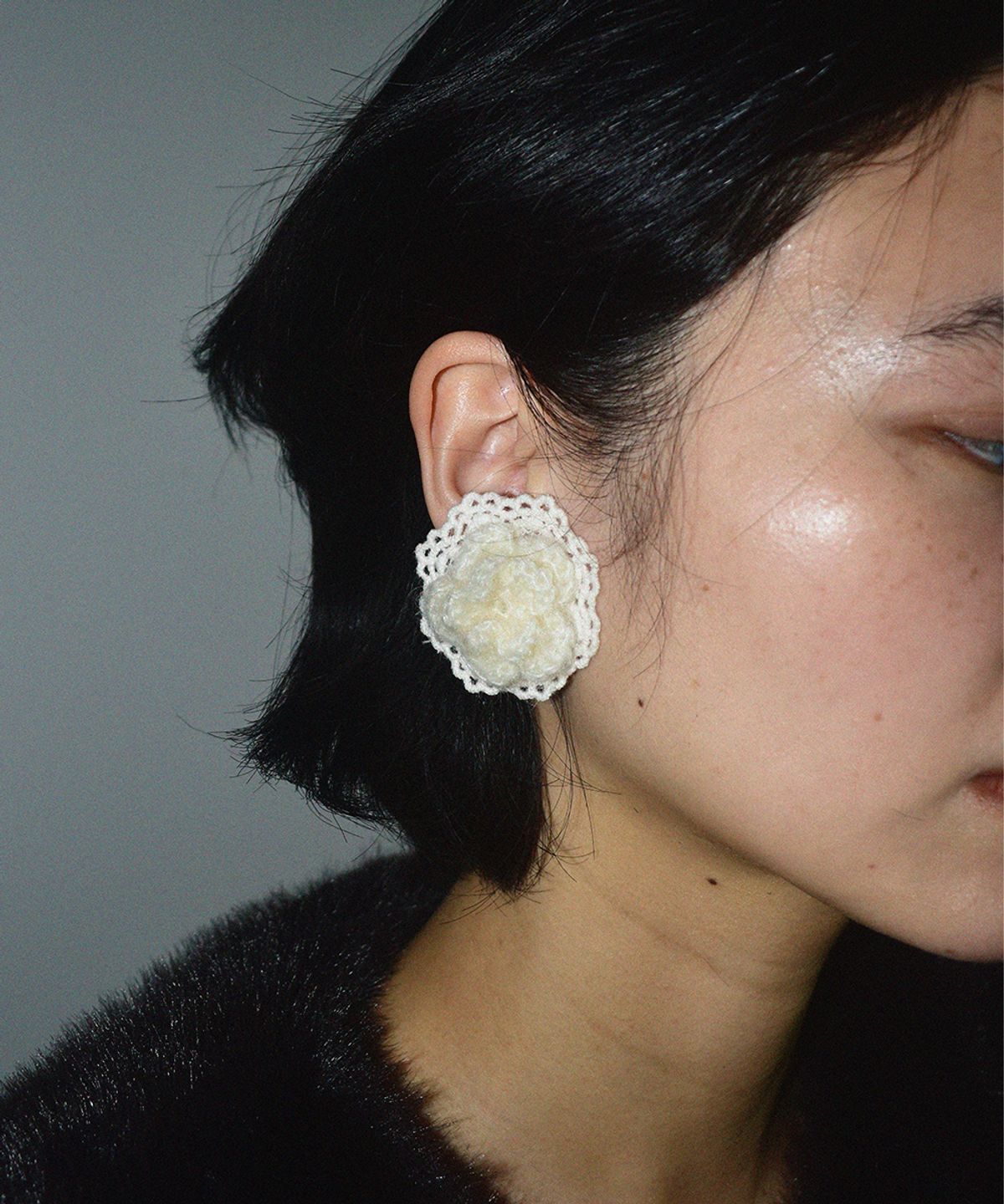 유지떼(USITE) SOFT SHINE KNIT EARRING, IVORY 니트 이어링