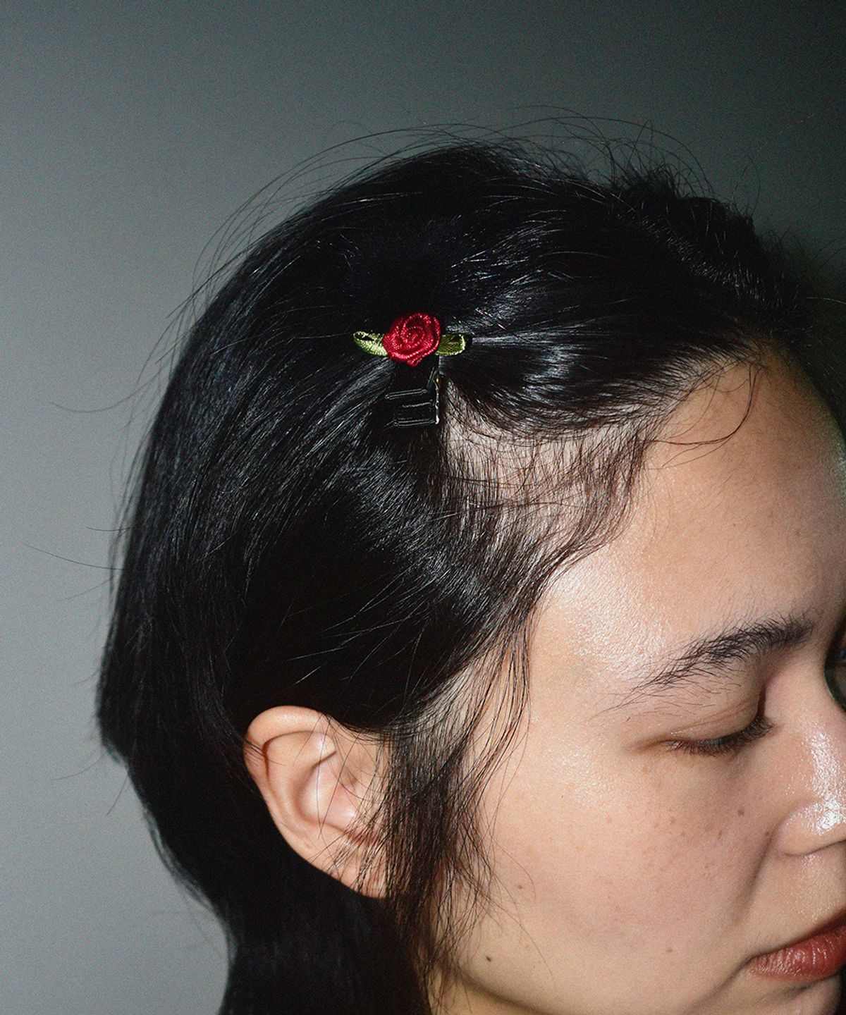 유지떼(USITE) FUR ROSE HAIR PIN, BLACK 퍼 헤어핀