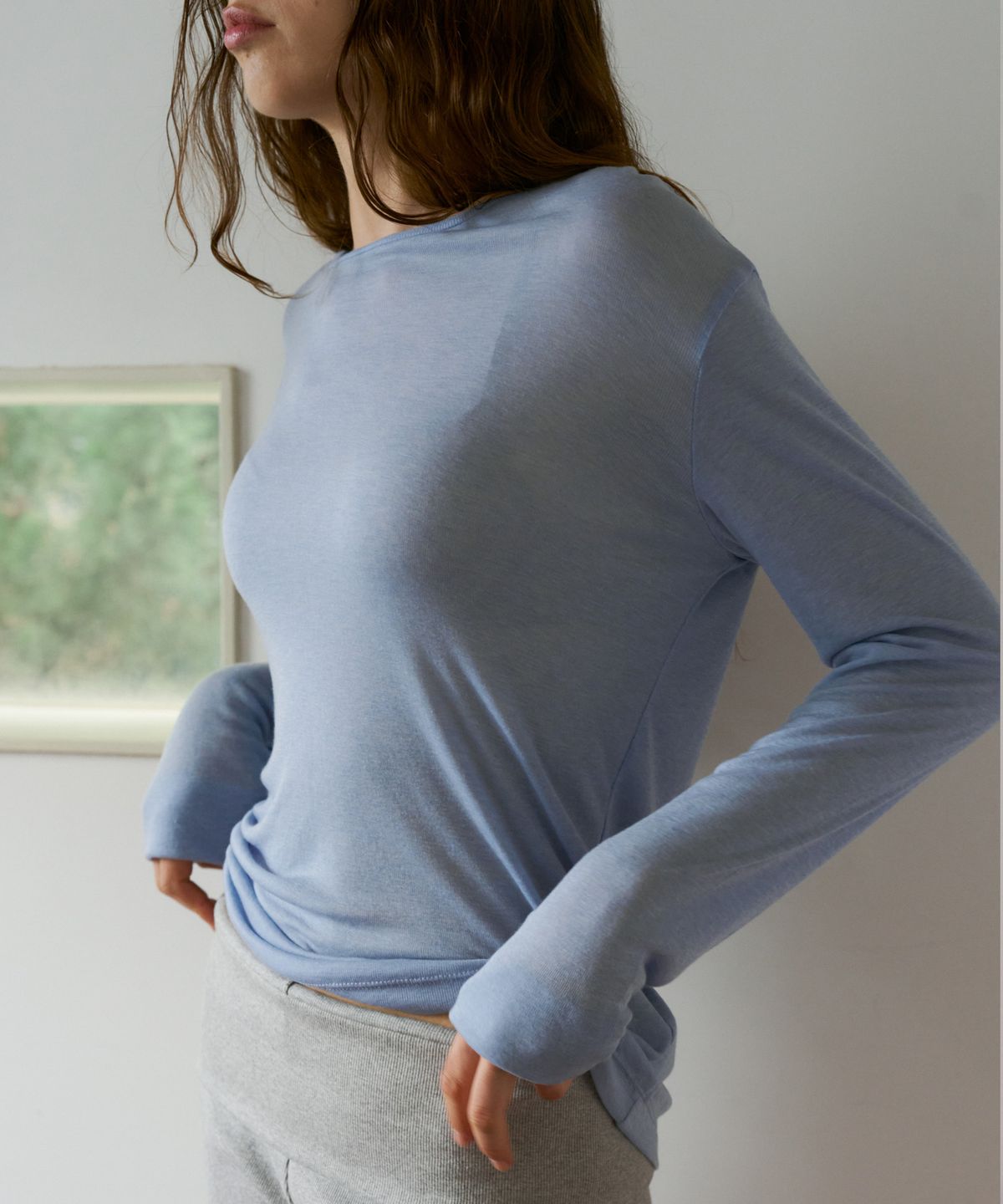 38컴온커먼(38COMEONCOMMON) Sheer Touch Long Sleeve (Sky Blue)
