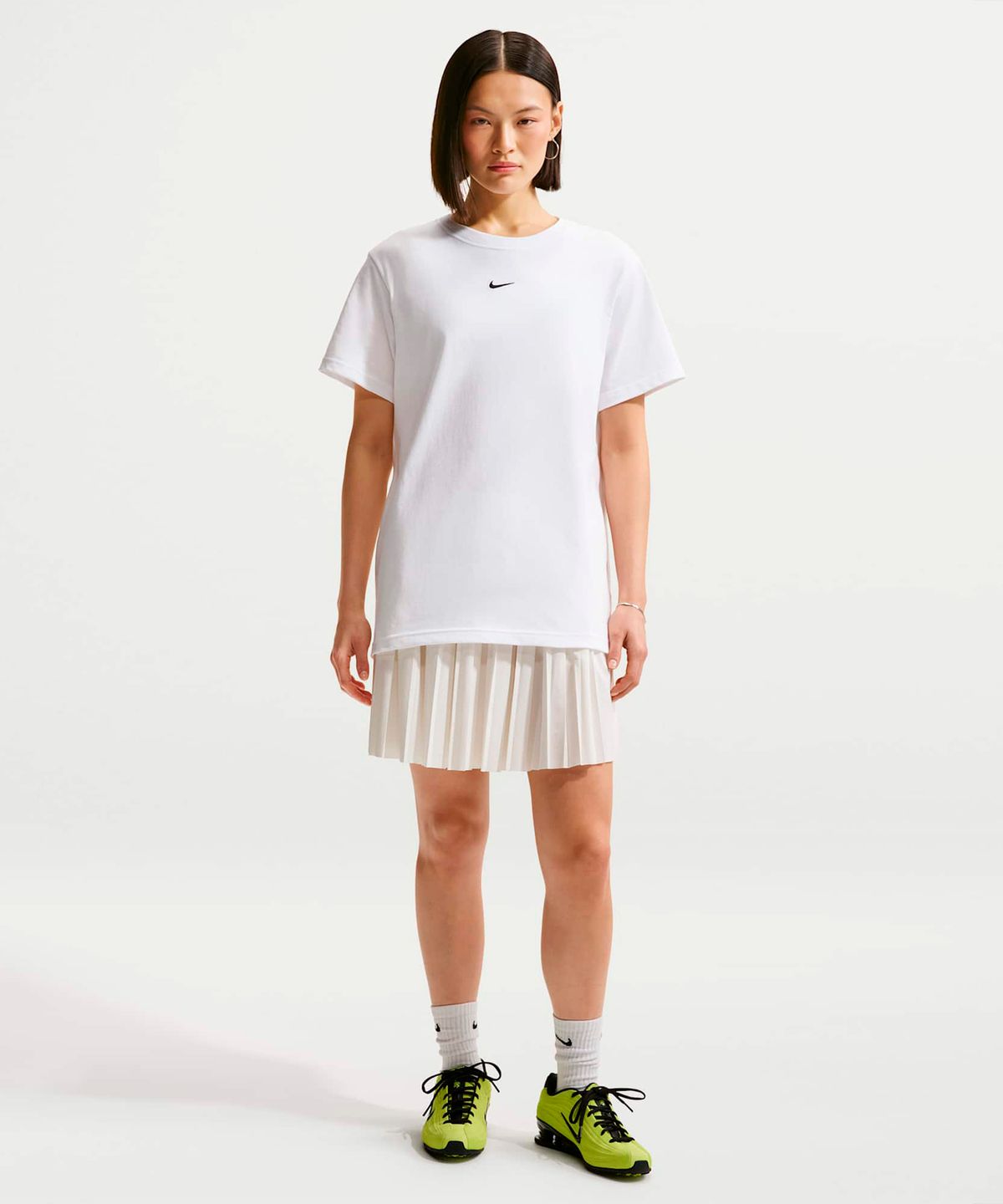 나이키(NIKE) 스포츠웨어 오버사이즈 반소매 티셔츠(플러스 사이즈) W - 화이트:블랙 / IH7602-100