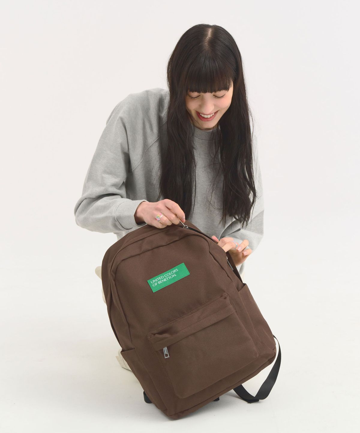 베네통(BENETTON) 비비드 랩탑 백팩 - [브라운]
