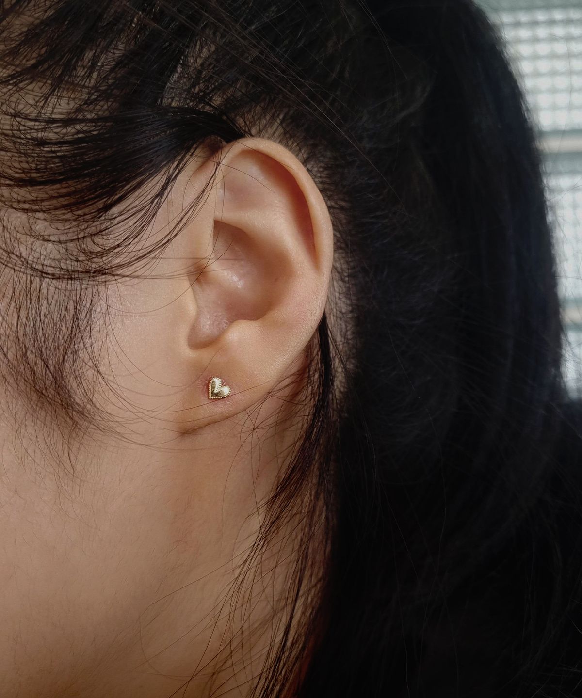 엘렌쥬얼리(HELENE JEWELRY) 14K 레이 하트 귀걸이