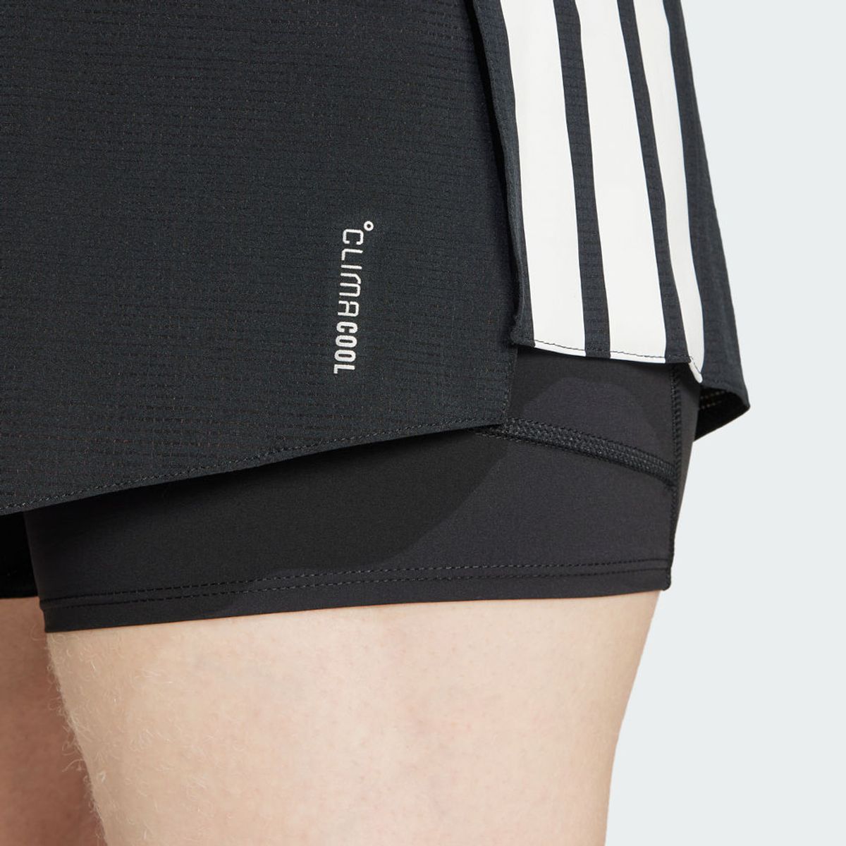 아디다스(ADIDAS) 아디제로 러닝 투인원 젤 포켓 쇼츠 JD4202