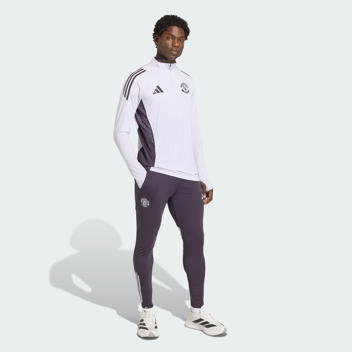 아디다스(ADIDAS) 맨체스터 유나이티드 티로 25 컴피티션 트레이닝 팬츠 KA8933