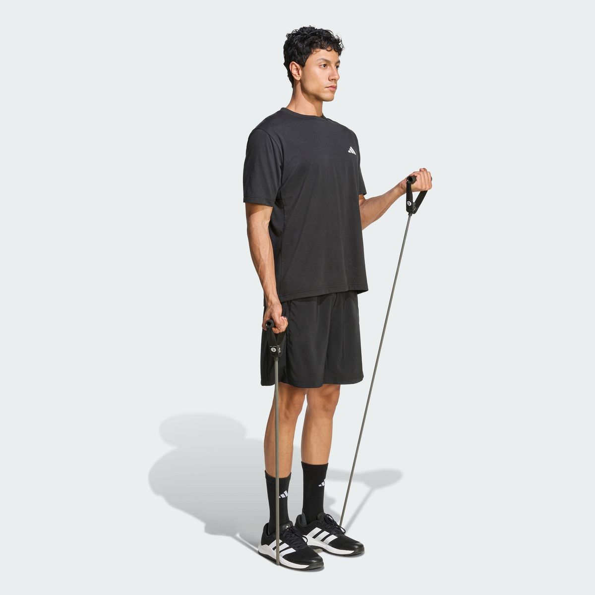 아디다스(ADIDAS) 워크아웃 에센셜 베이스 우븐 쇼츠 KA3549