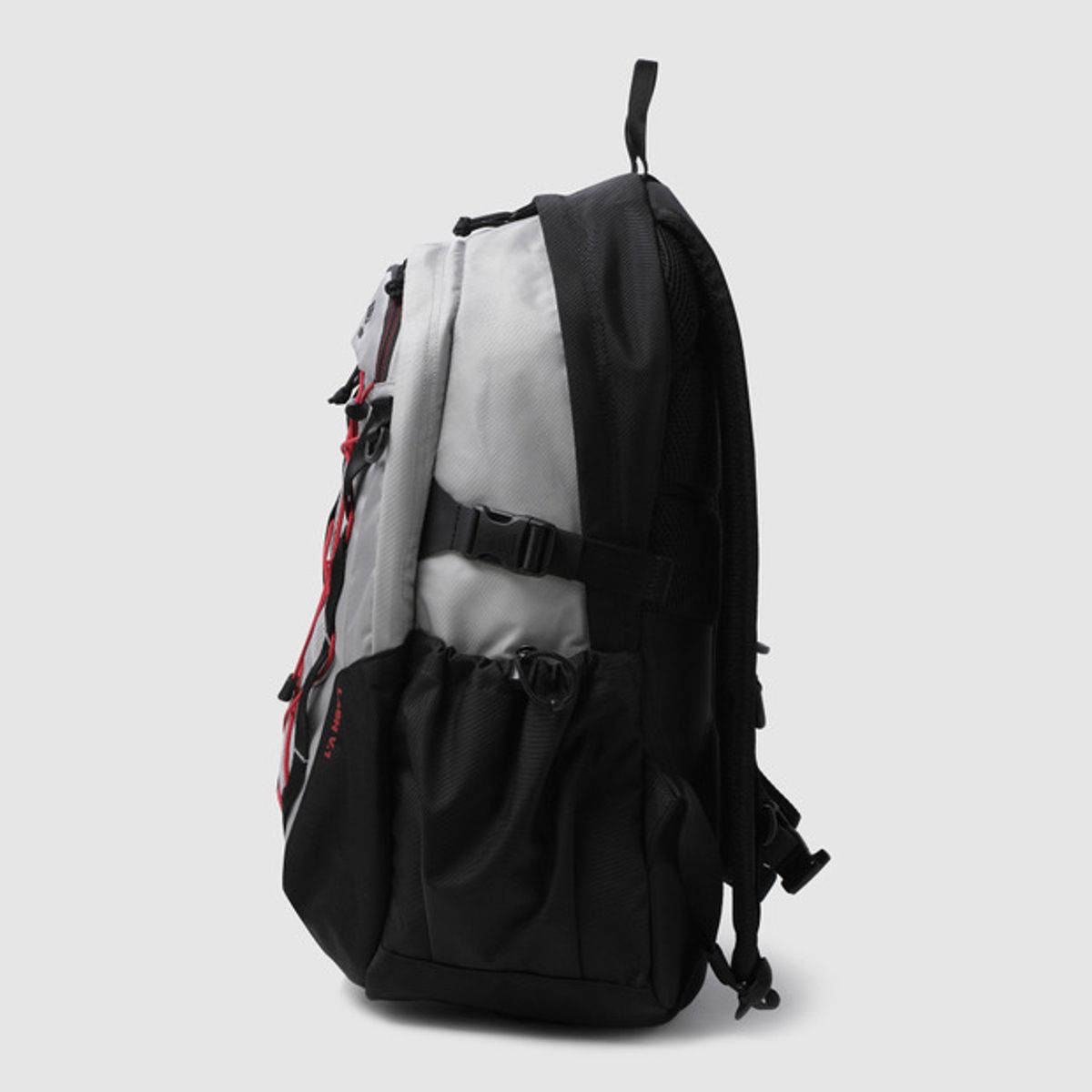 엄브로(UMBRO) 래쉬 백팩 (31L 노트북 파우치 구성) 실버 UR123CBP10