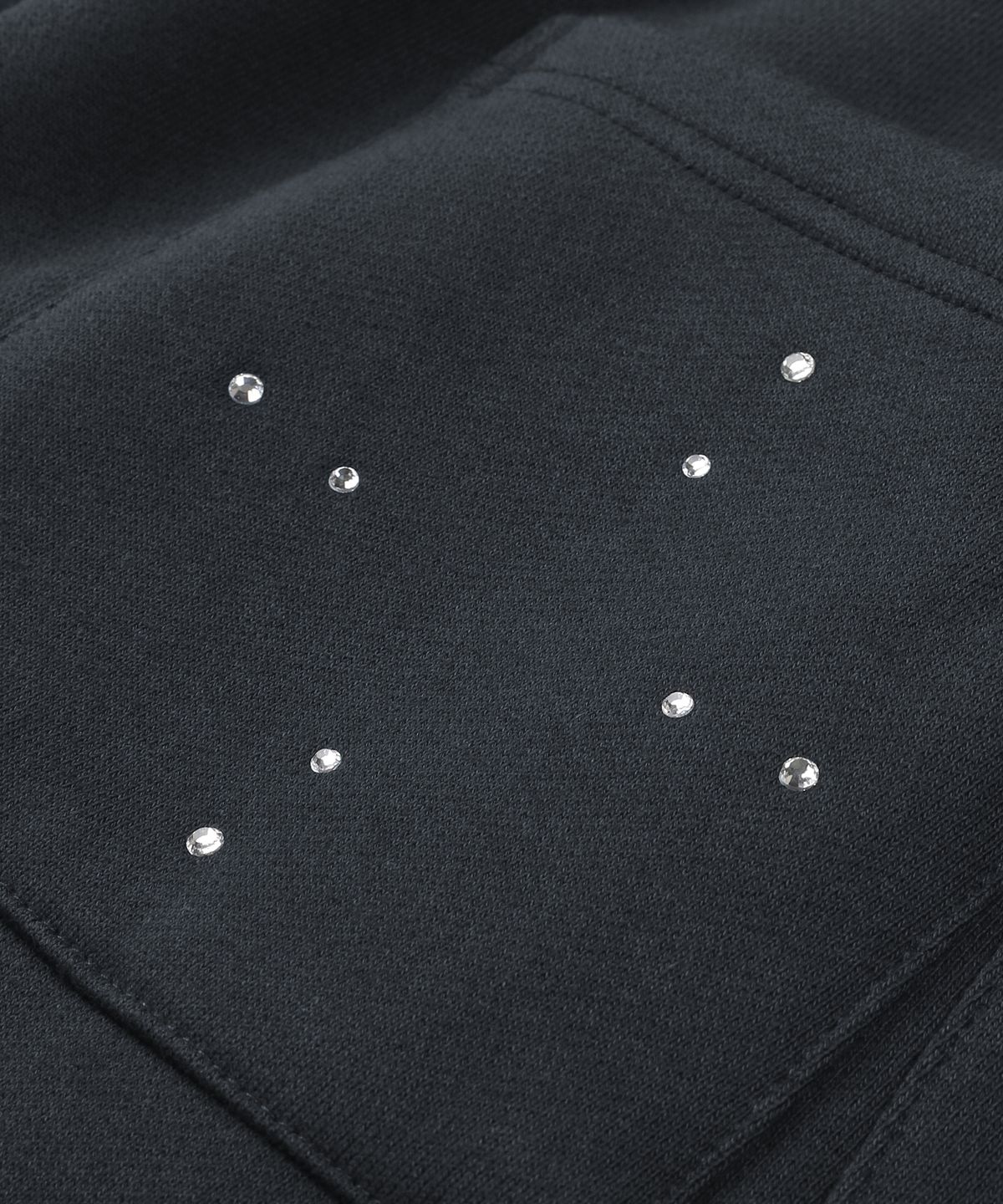 언노운컴노멀(UNKNOWNCOMENORMAL) Symbol Crystal Sweat Pants [CHARCOAL]