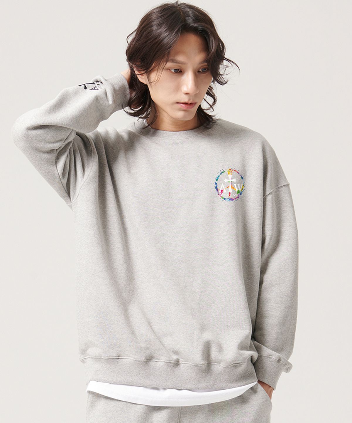아티스트웨어(ARTISTWEAR) [ATW] 디퍼런트 맨투맨