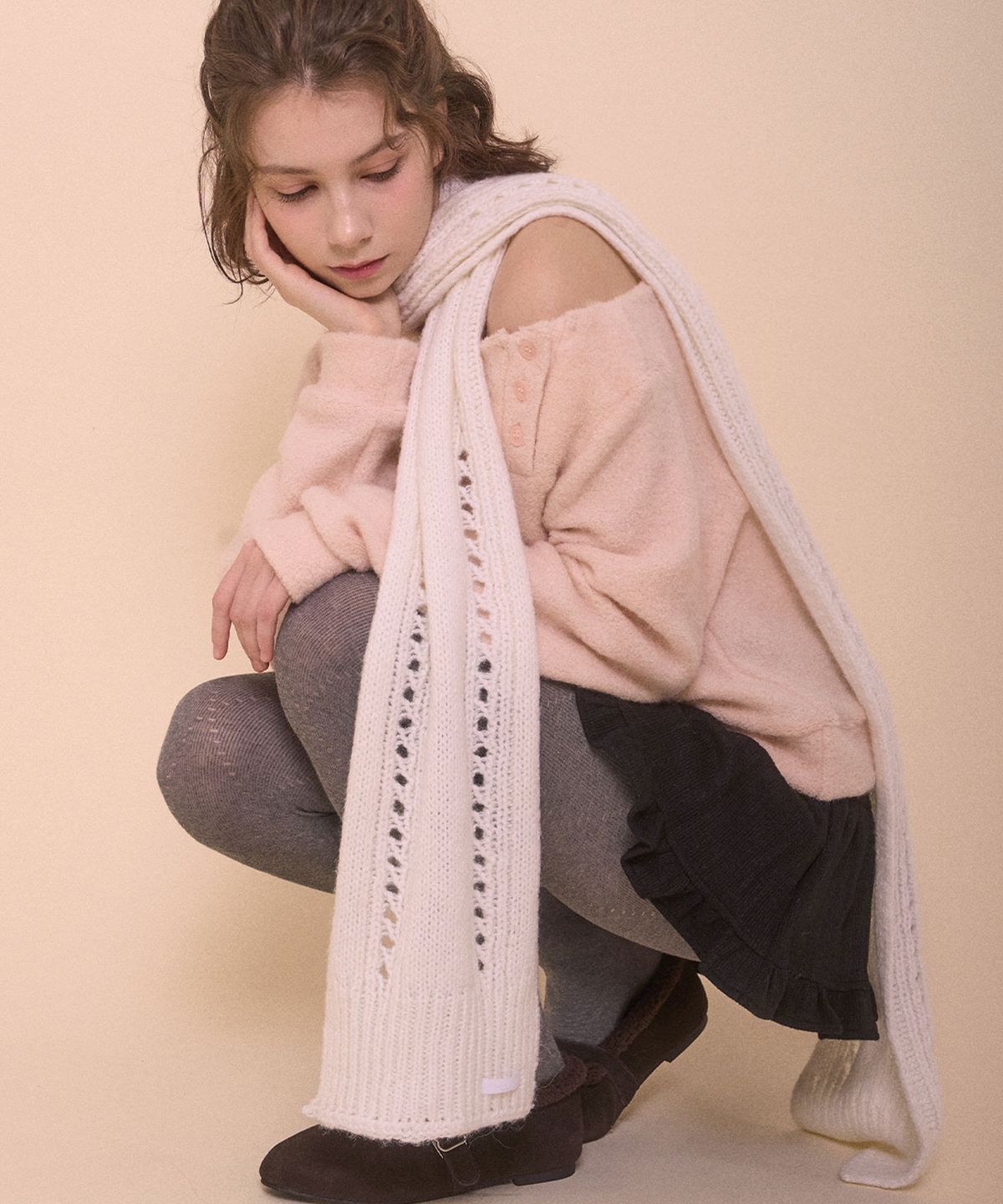벨리아르(BELLIALEU) SNOWFLAKE MUFFLER-IVORY
