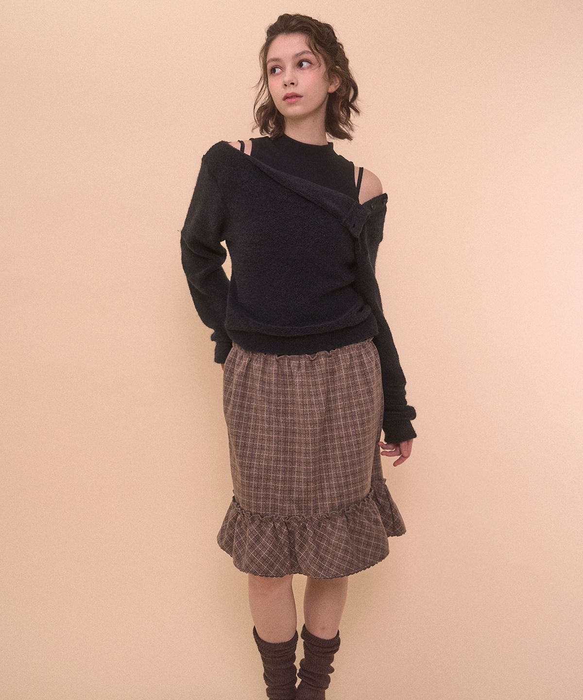 벨리아르(BELLIALEU) FUZZY BOAT NECK KNIT-BLACK