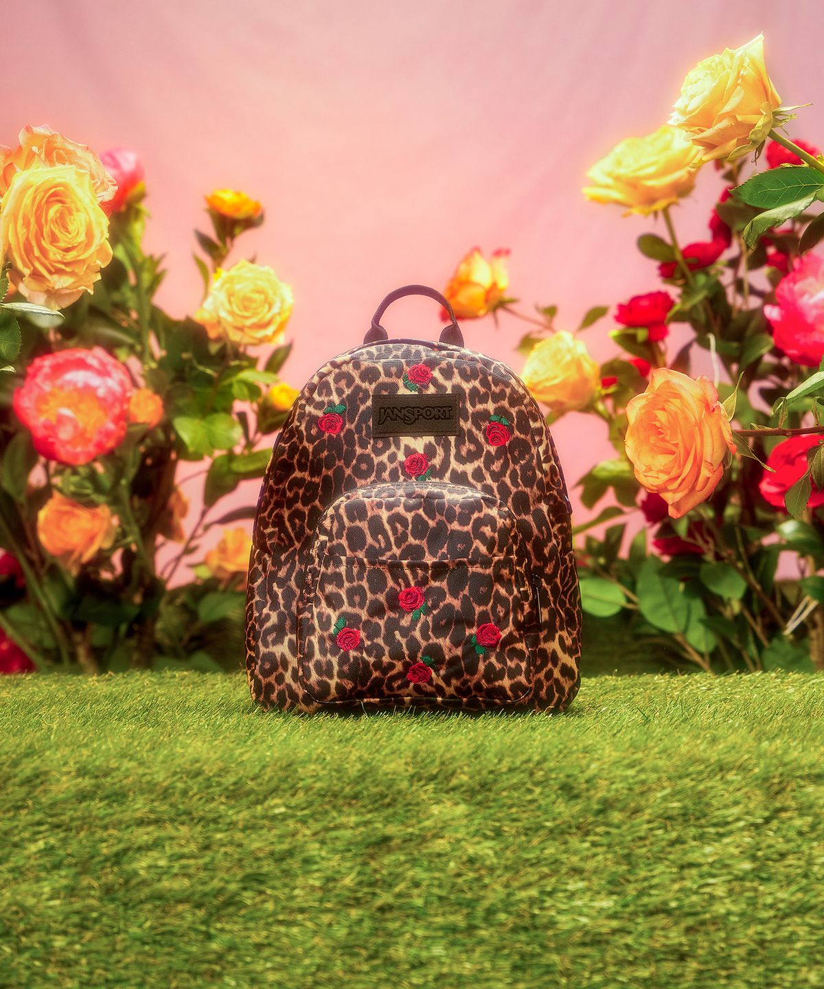 잔스포츠(JANSPORT) 하프파인트 FX LEOPARD ROSE