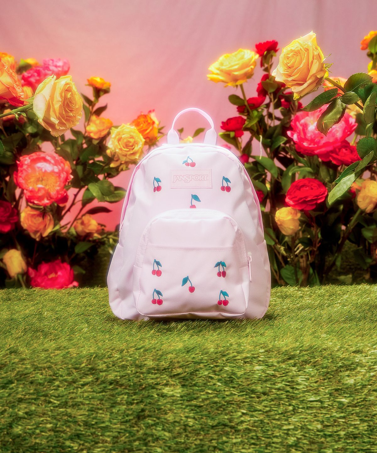 잔스포츠(JANSPORT) 하프파인트 FX PINK ICE CHERRY EMBROIDERY